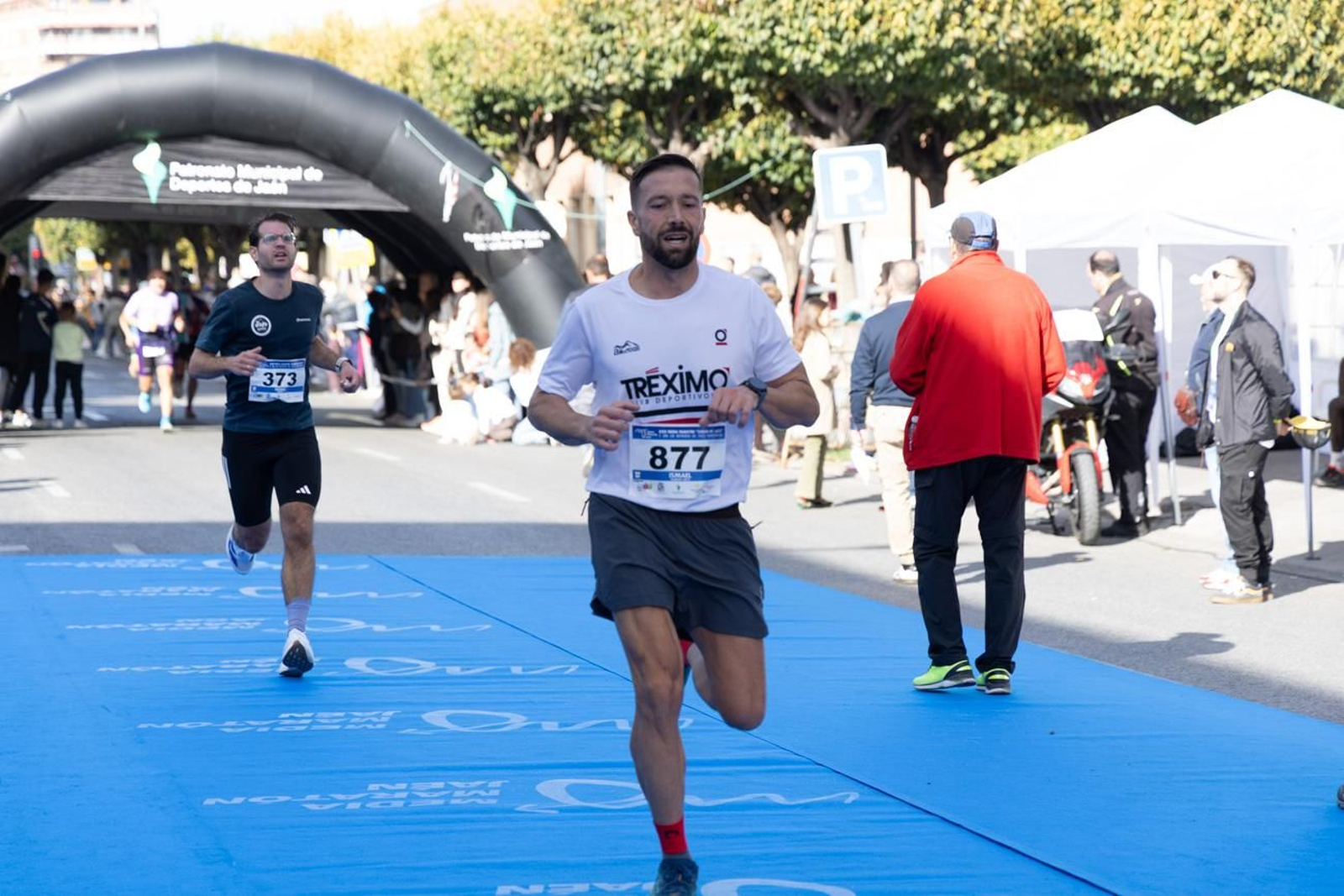 En imágenes: multitudinaria e histórica XXIX Media Maratón 'Ciudad de Jaén' y 10k en memoria de Paco Manzaneda