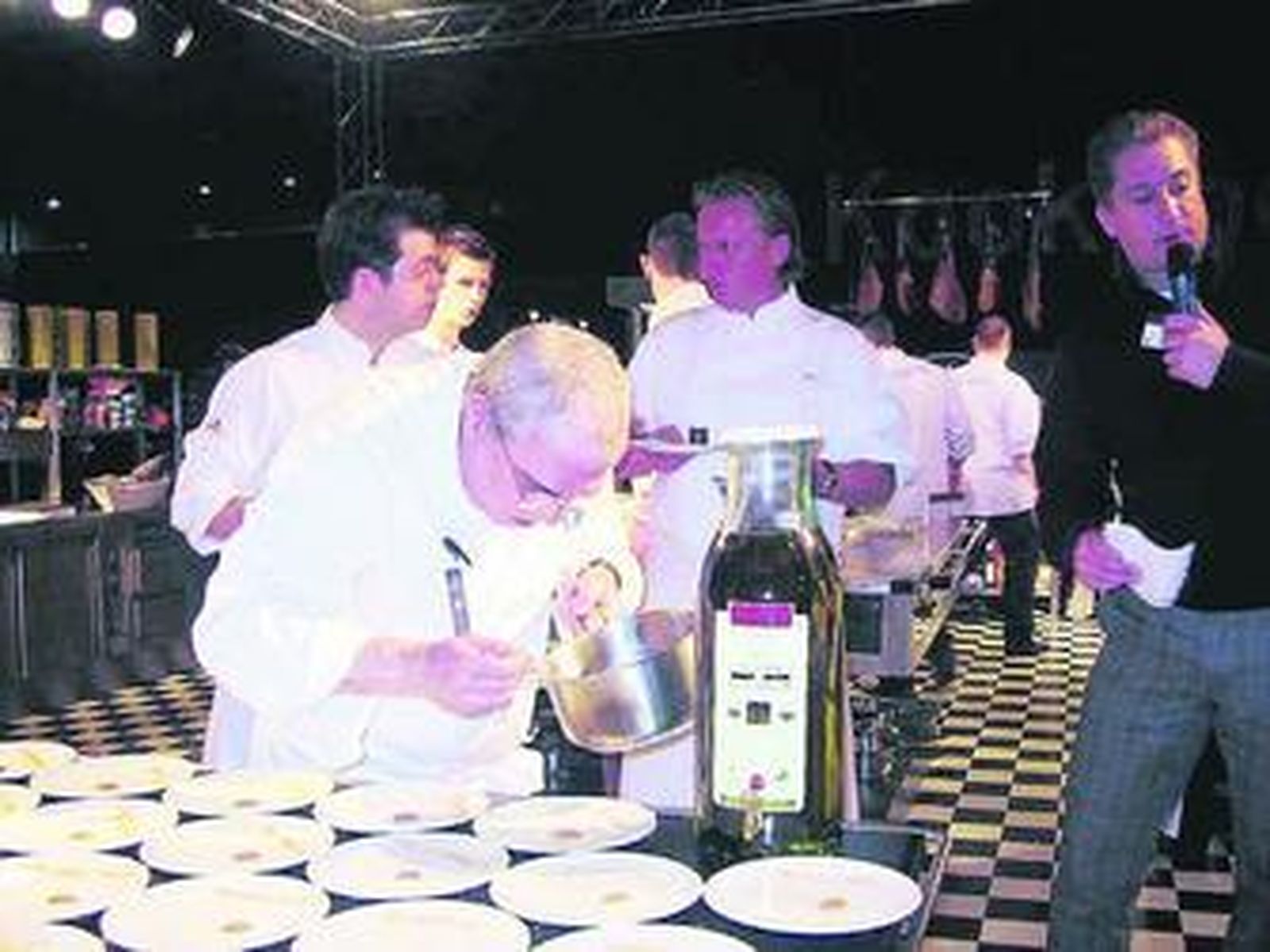 Castillo de Tabernas elaboró platos exquisitos en la pasada edición con su aciete del olivar del desierto como materia prima.