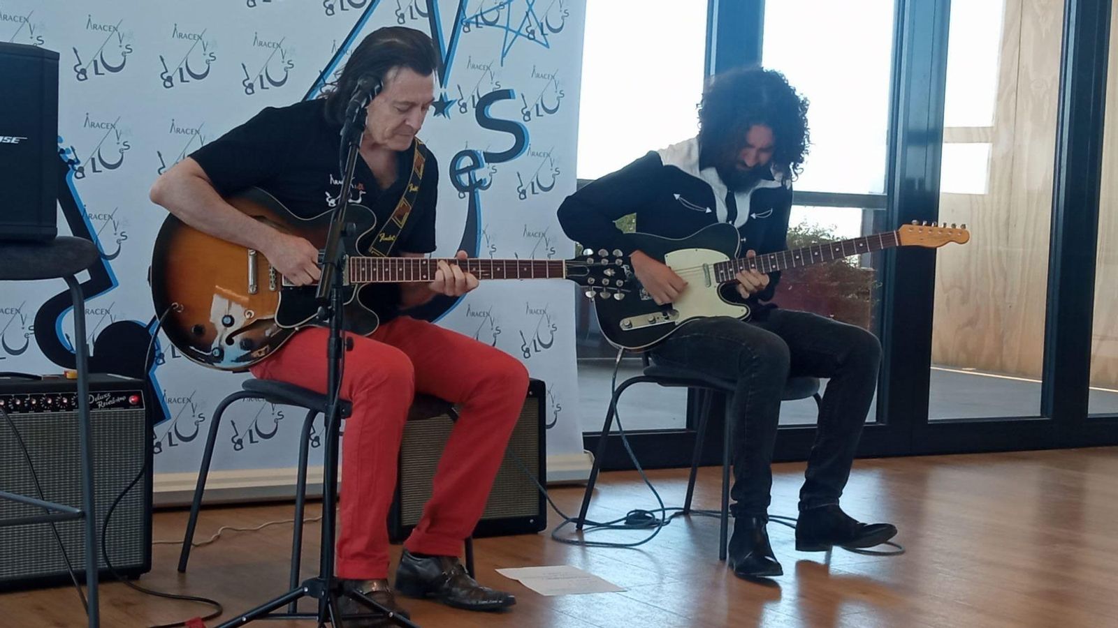Quique Bonal y Kid Carlos cerrando con un concierto la presentación de 'Aracena Blues 2025'03 Quique Bonal y Kid Carlos cerrando con un concierto la presentación de 'Aracena Blues 2025'03