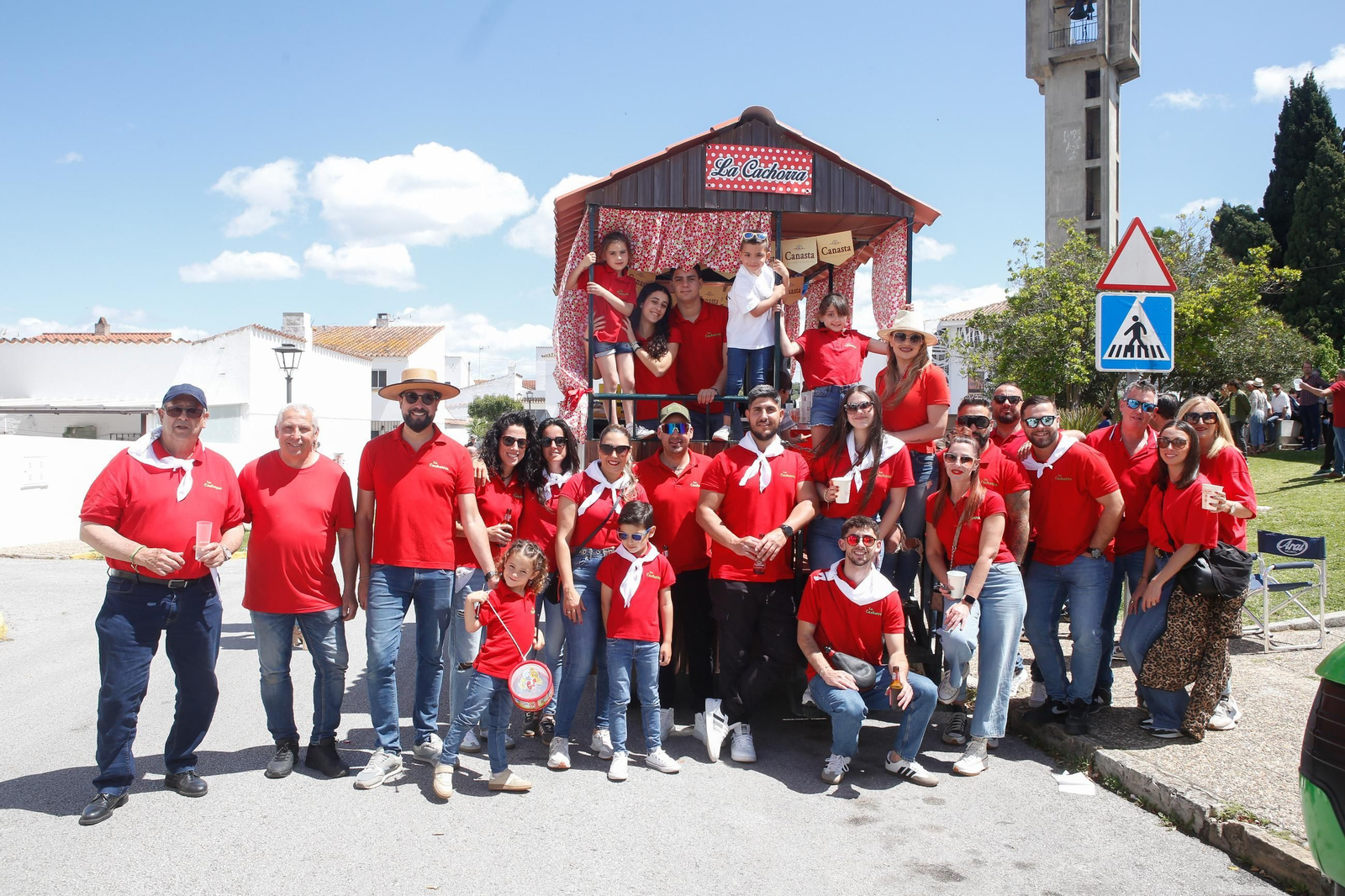 Fotos del domingo de Feria y la romería del Cristo de la Almoraima