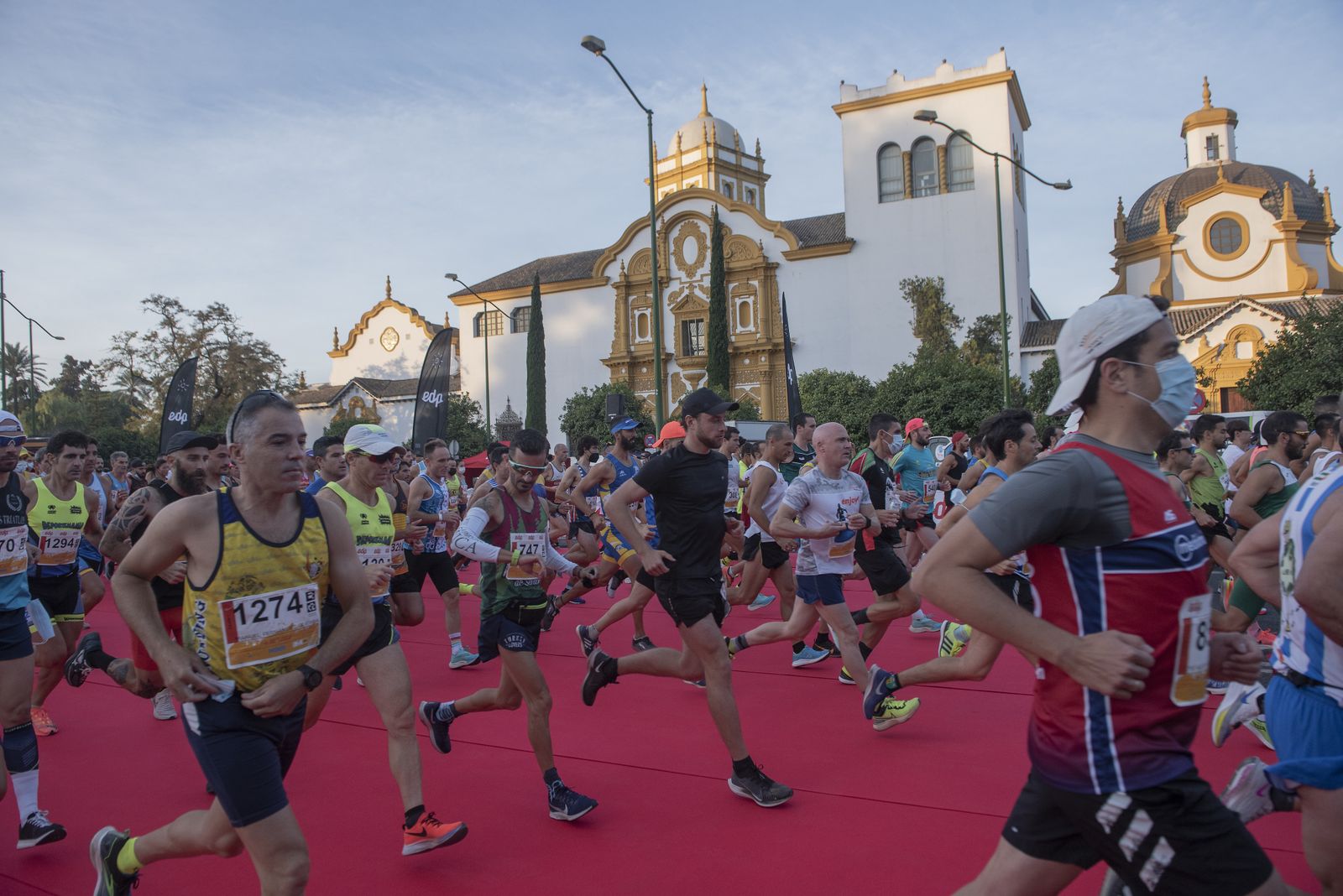 El Medio Maratón de Sevilla 2021, en imágenes
