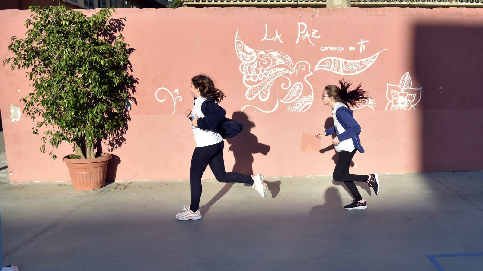 V carrera la vuelta al cole contra la leucemia infantil en fotos