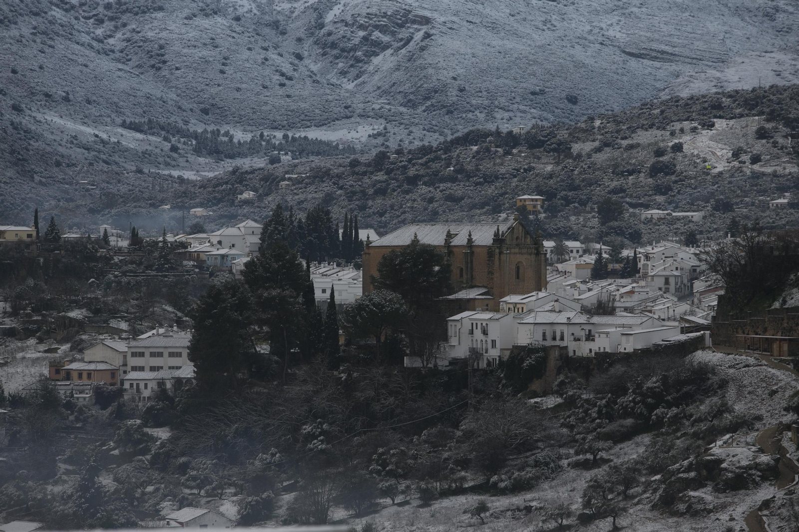 Fotos: Ronda se convierte en una postal nevada