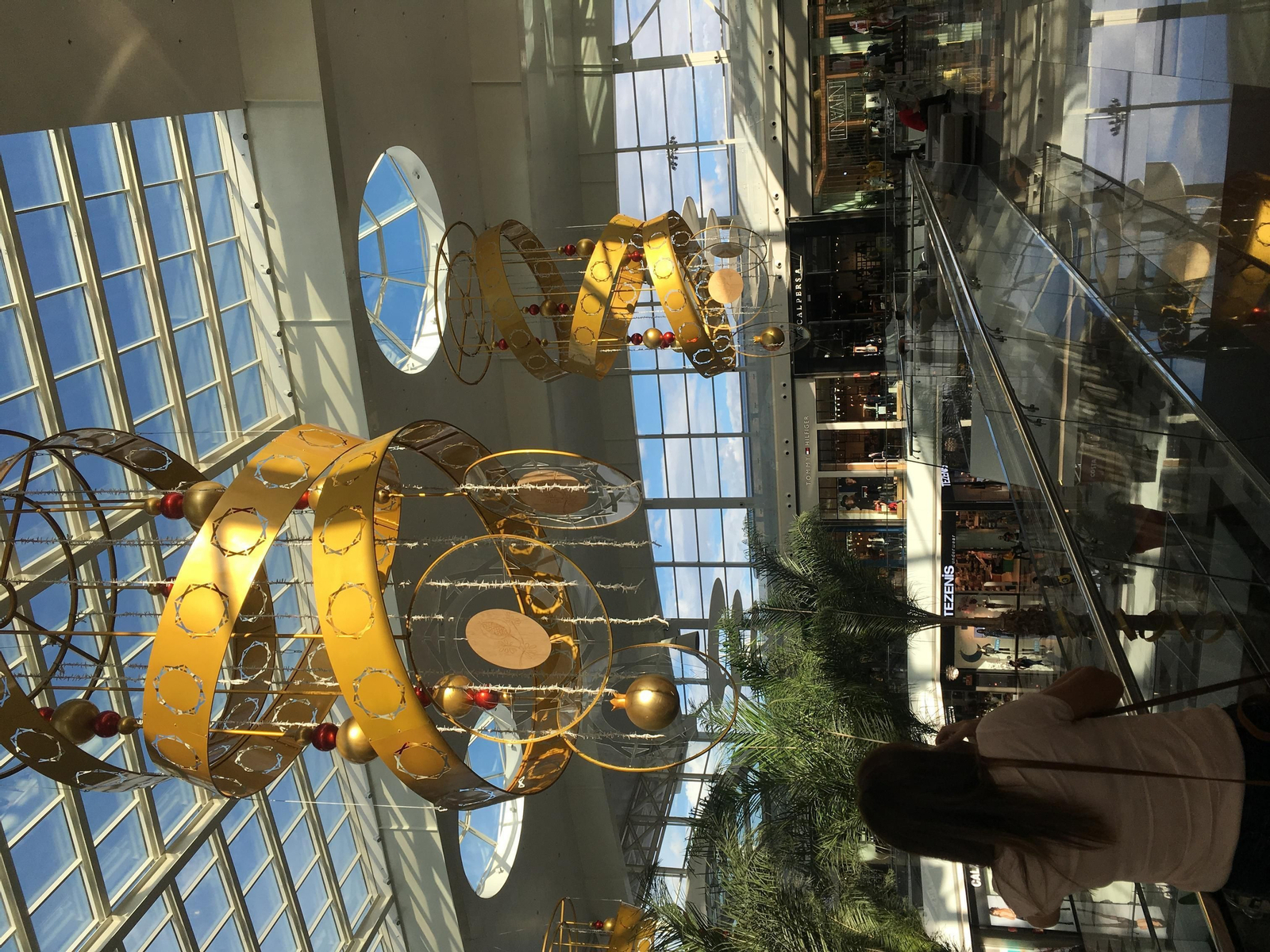 La Navidad ocupa ya los centros comerciales