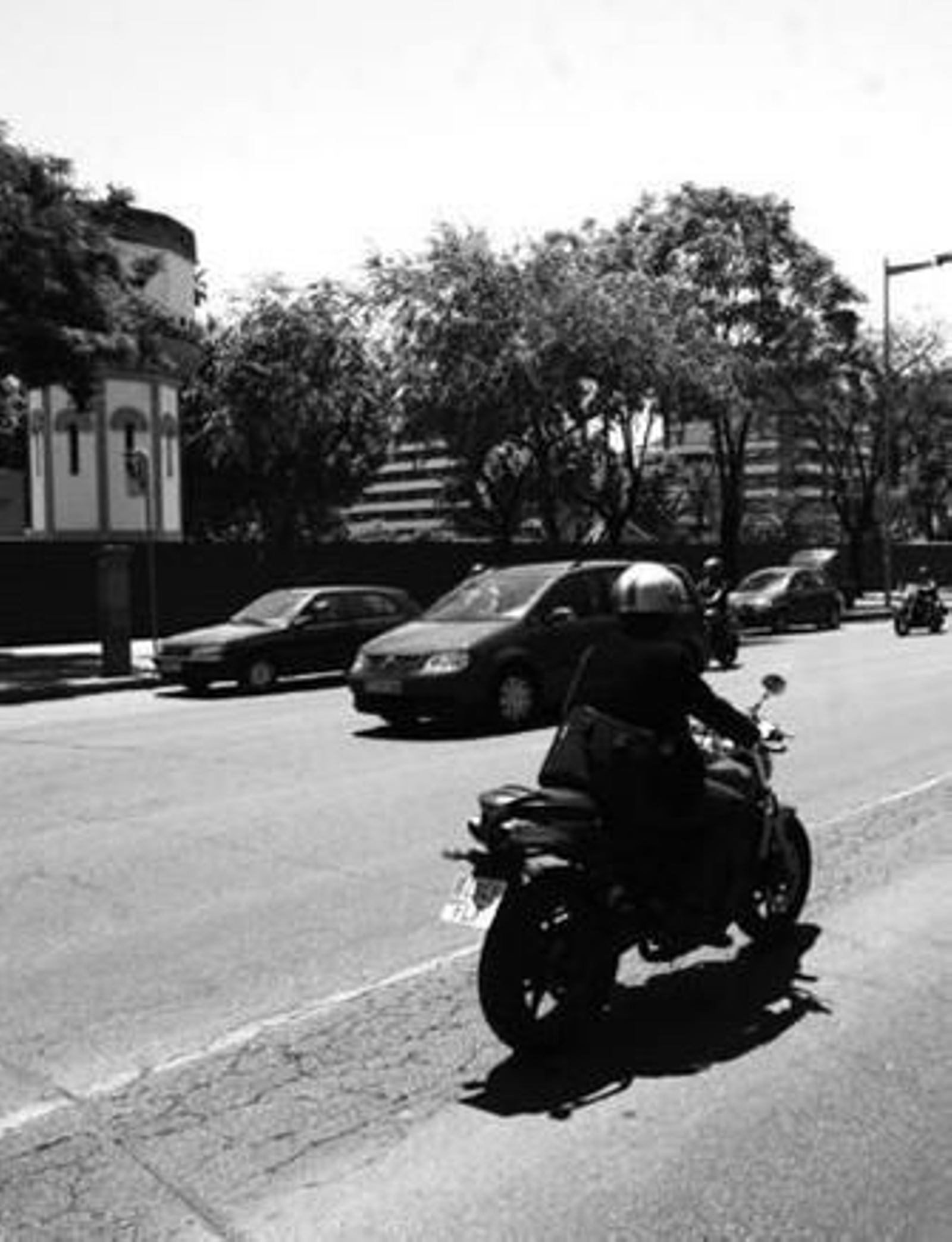 Cuatro puntos del Centro estarán vigilados por cámaras 'ponemultas'