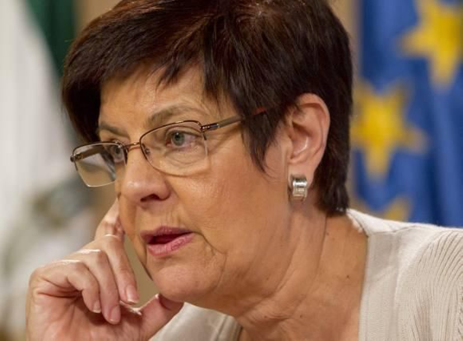 La consejera exigirá a Zoido en la reunión que "cumpla el convenio" de gestión del Metro