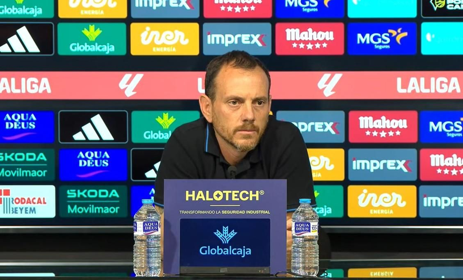 Alberto González, entrenador del Albacete, en la sala de prensa del Carlos Belmonte.