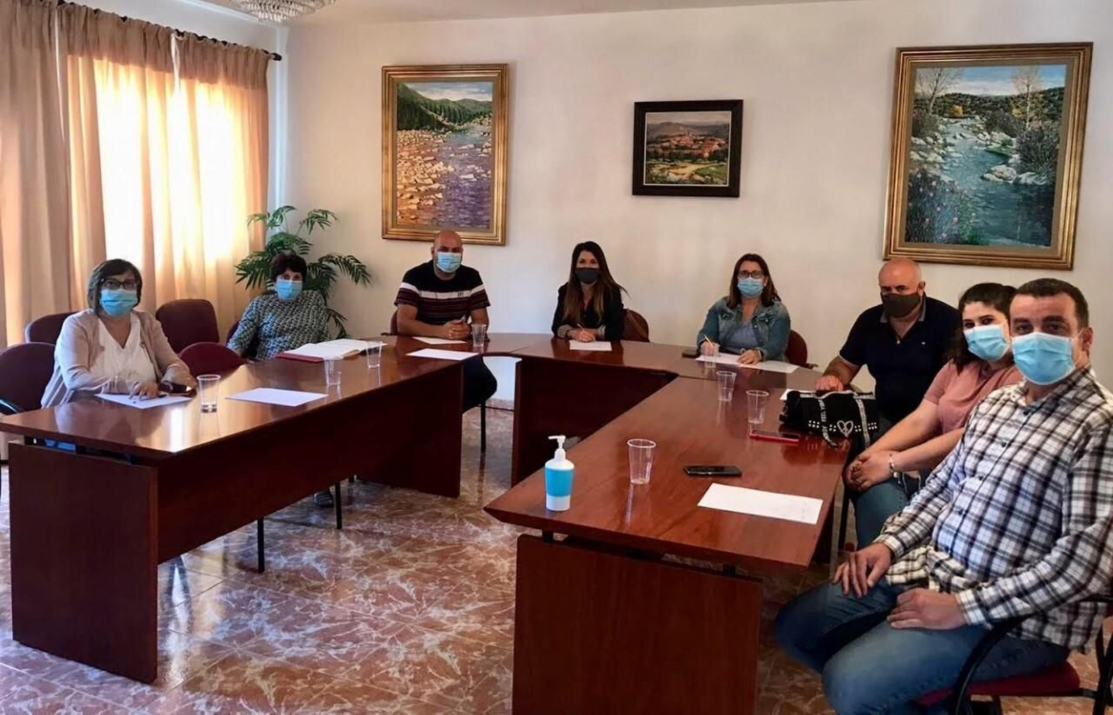 Reunión de los alcaldes de la Cuenca Minera, que reclaman mejoras en el transporte.