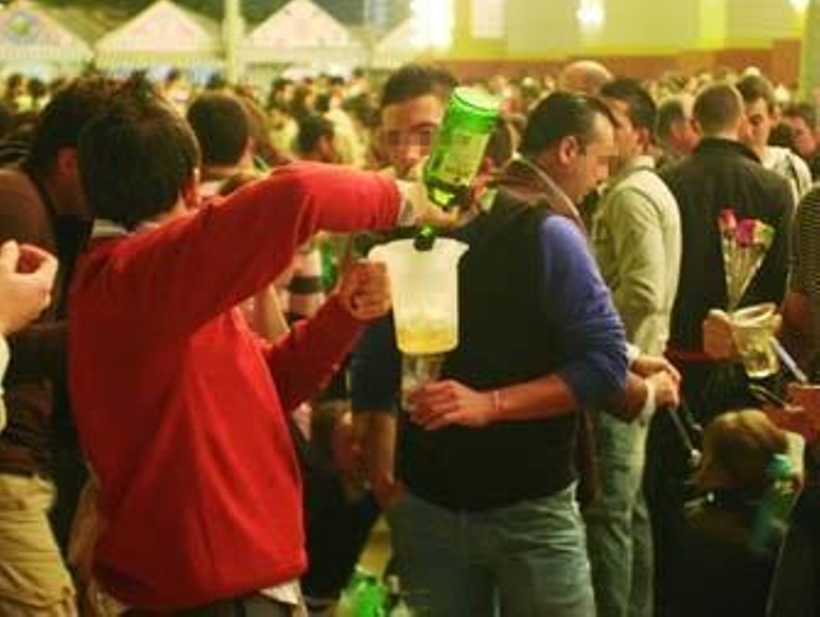 Zoido anuncia controles de 'botellona' en todo el real