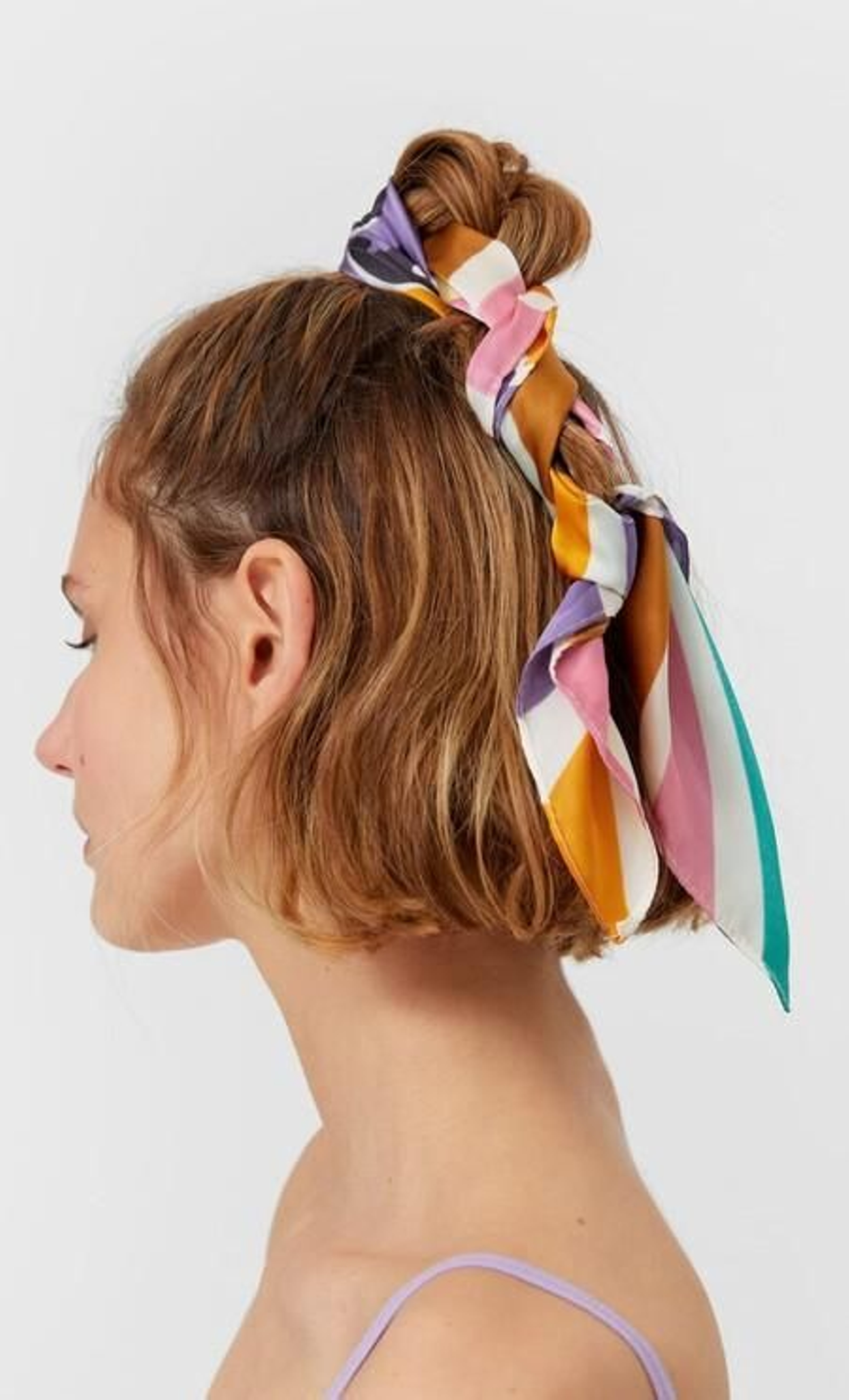 Las 30 formas más originales de llevar un pañuelo en tus looks de verano