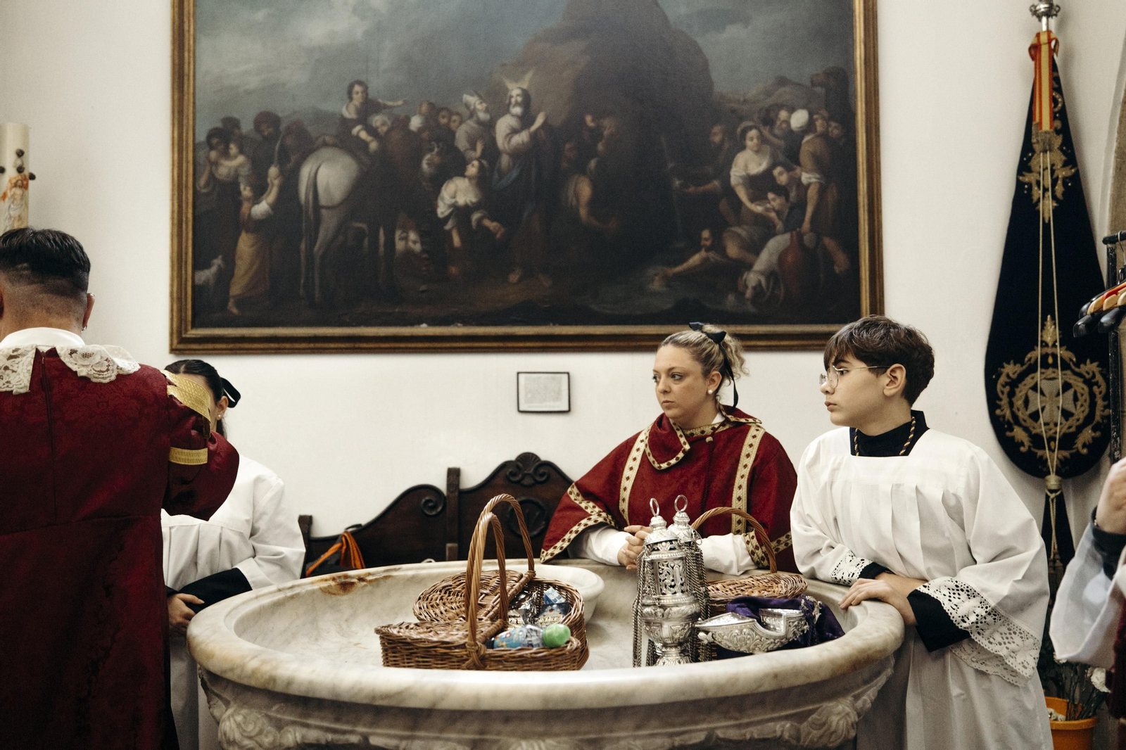 Las imágenes de la cofradía de Sanidad este Martes Santo en la Semana Santa de Cádiz de 2024