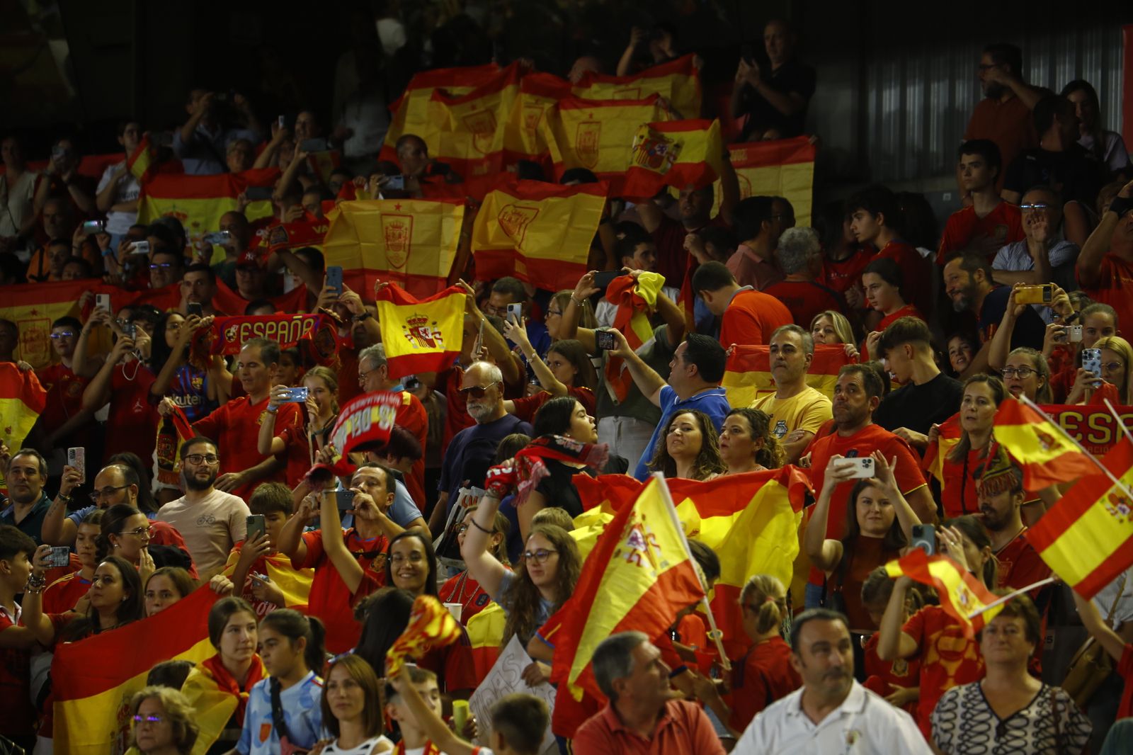 Las mejores fotos de la victoria de España ante Suiza en El Arcángel de Córdoba