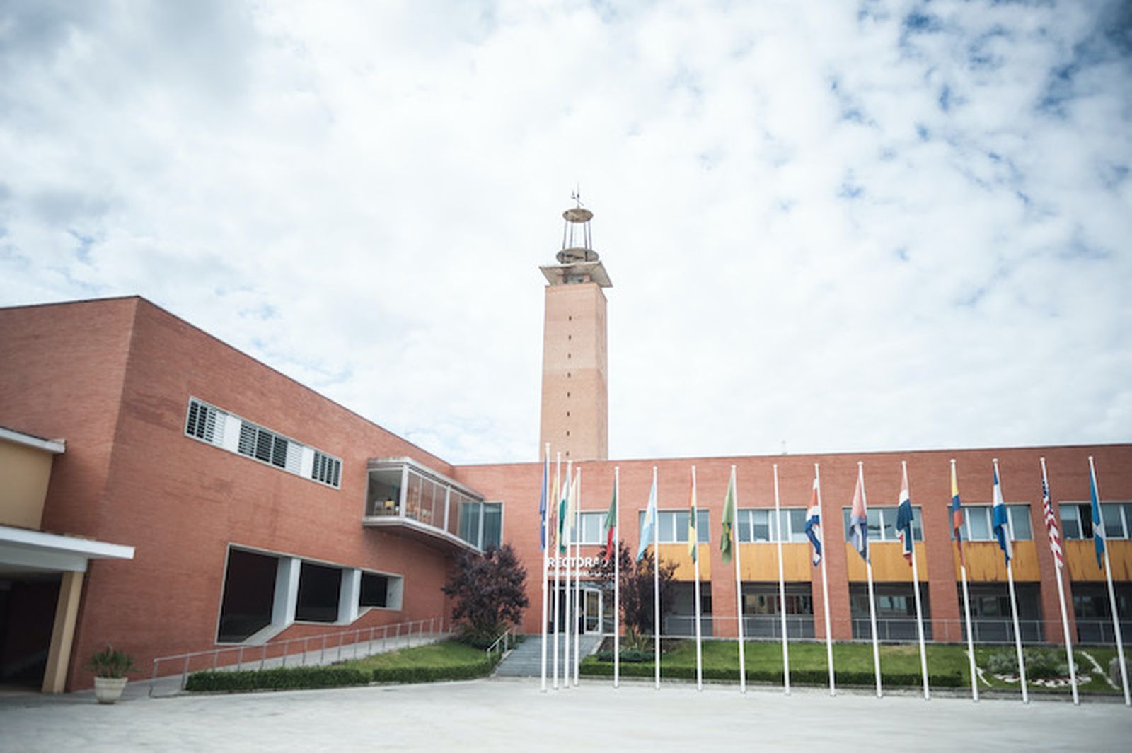 La UPO consolida su oferta académica con un total de 40 grados y docencia en inglés en más de la mitad de sus titulaciones