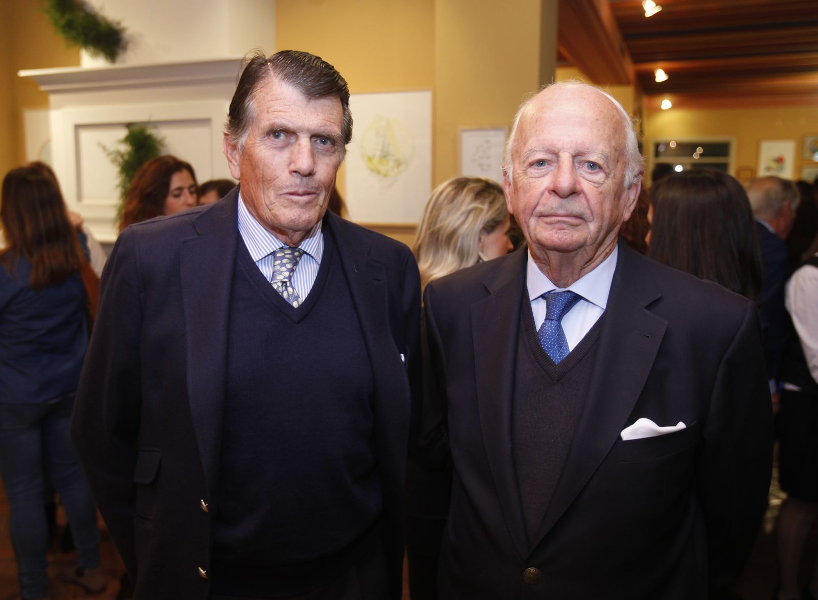 EXPOSICION DE MARITA RUFINO, LAYLA HALCON Y PATRICIA RUIZ SORIANO