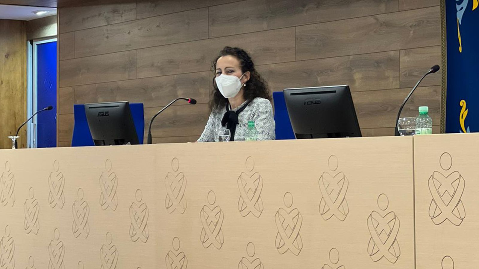 Gema Esteban Bueno, Bandera de la Ciencia y la Salud