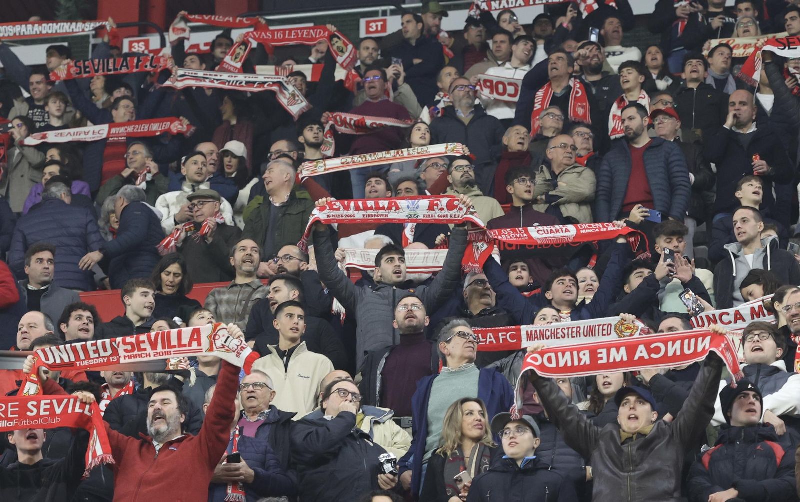 Búscate en el partido Sevilla Valencia