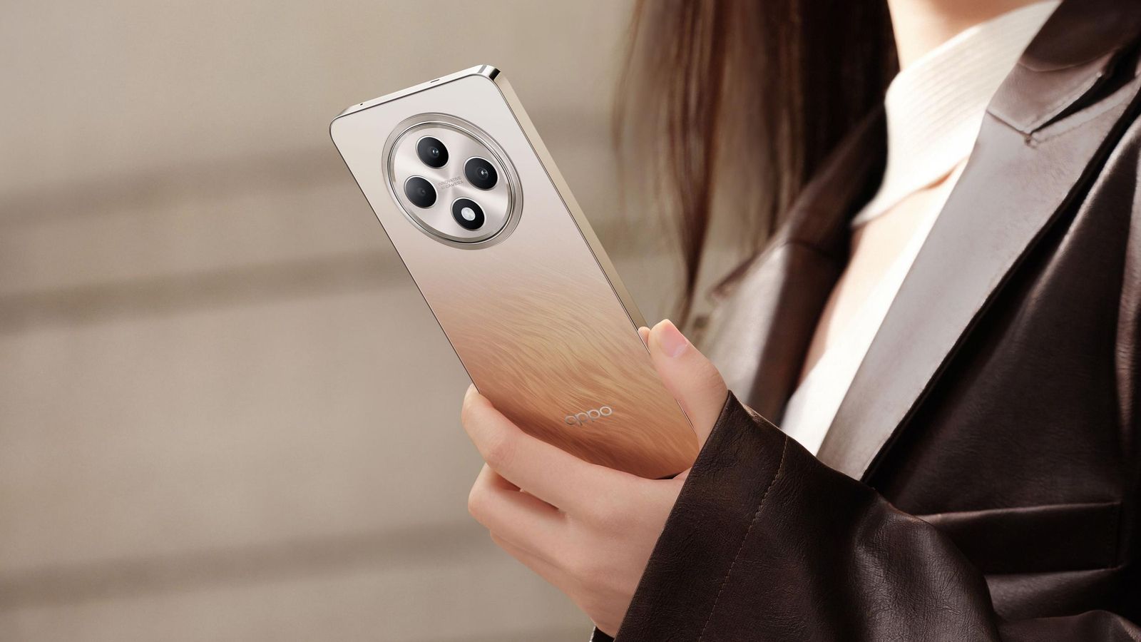 Oppo Reno 12 F 5G y Oppo Reno 12 FS, acabado Amber Orange