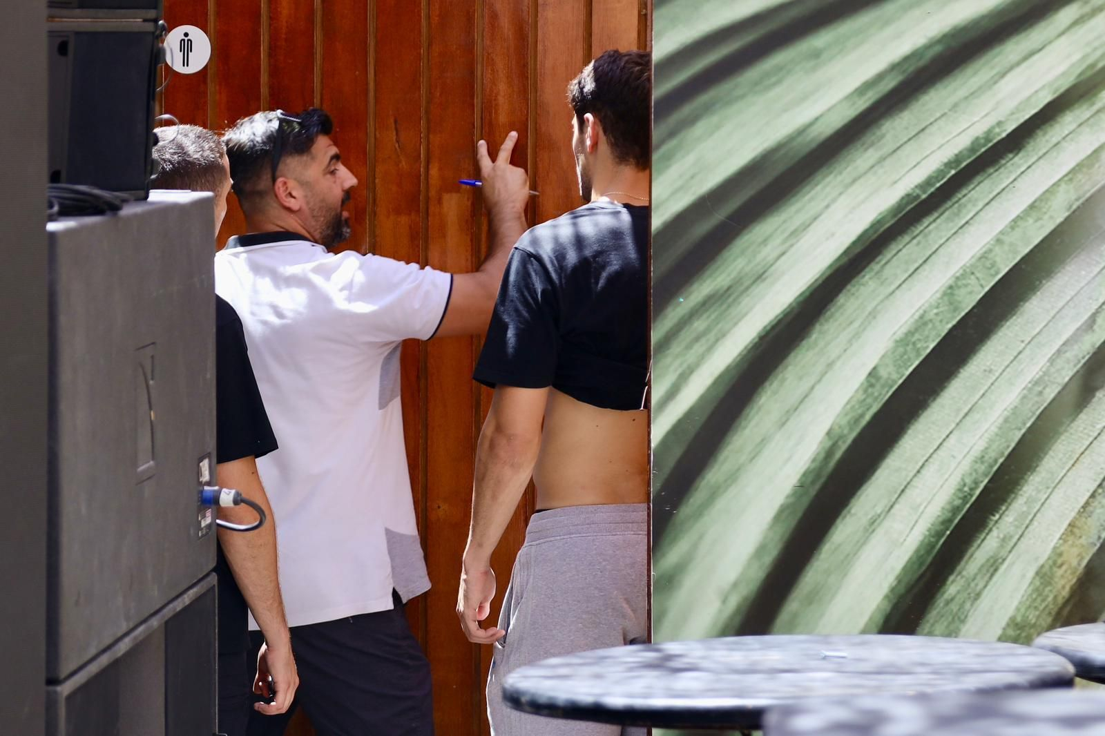 Los últimos preparativos para la Feria de Málaga, en imágenes.