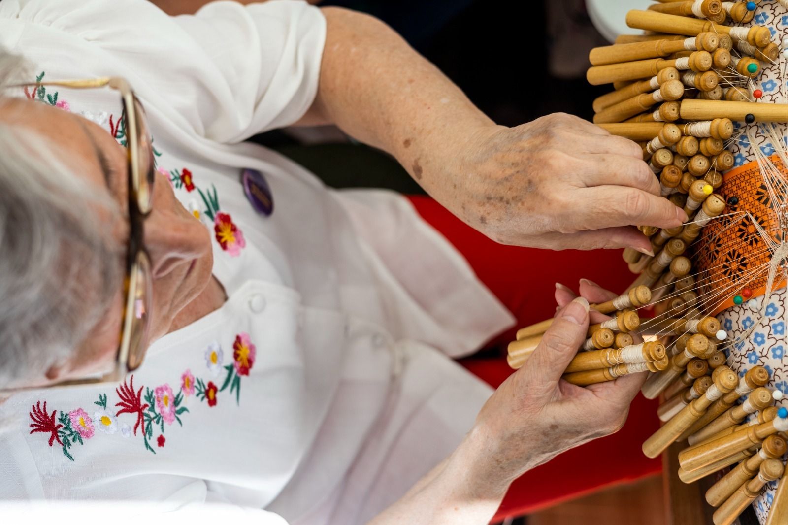 Las imágenes del I Encuentro de Bolillos de la asociación Mujeres de Acero