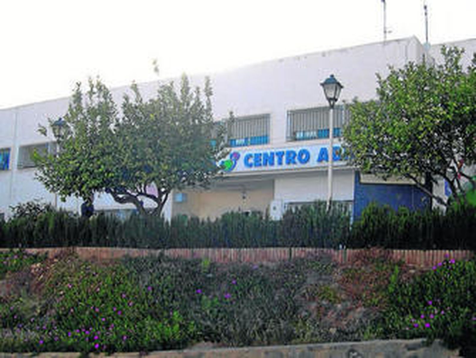 En el Centro Foro Abierto del municipio, los jóvenes pueden acudir a estudiar.