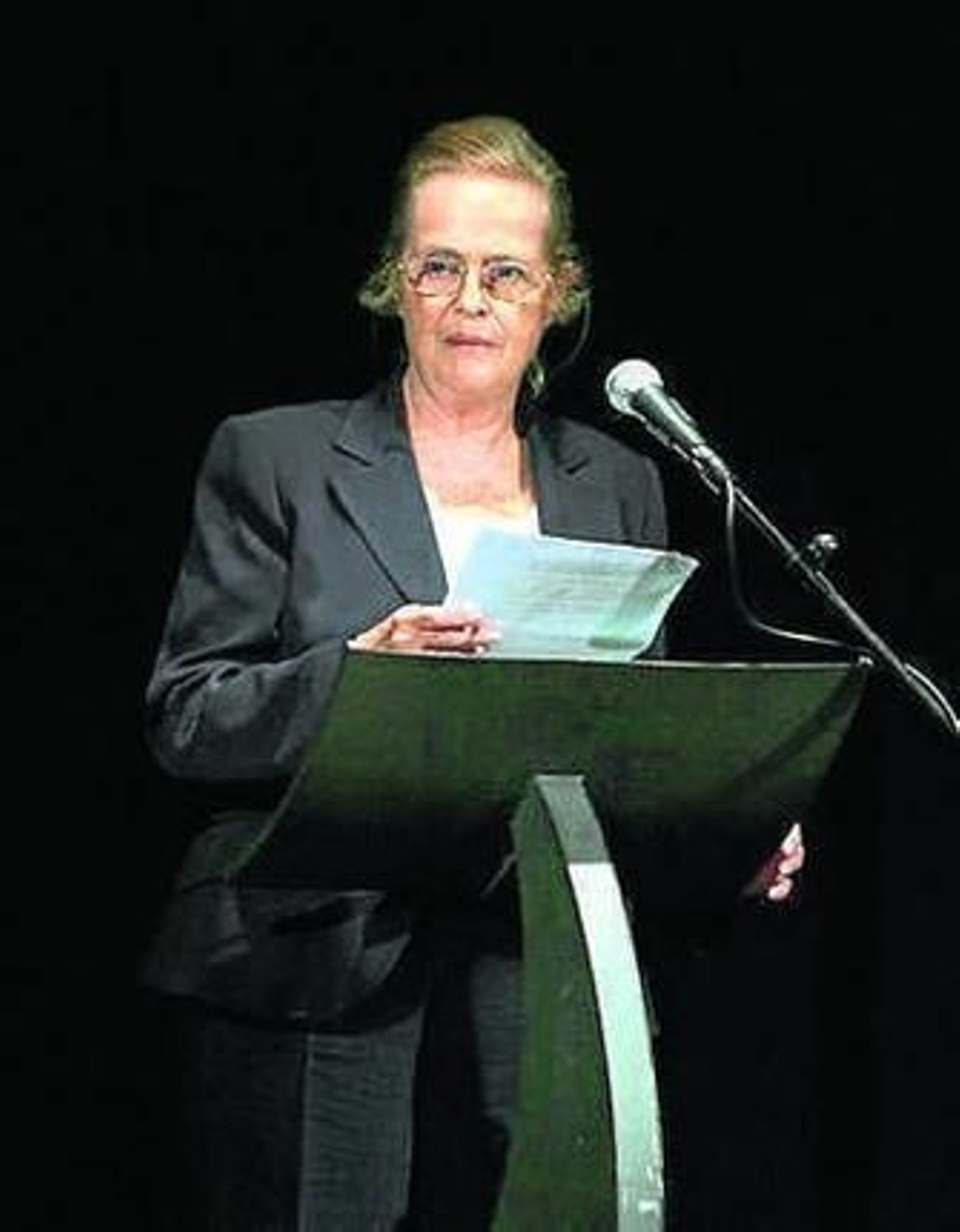 María Victoria Atencia.