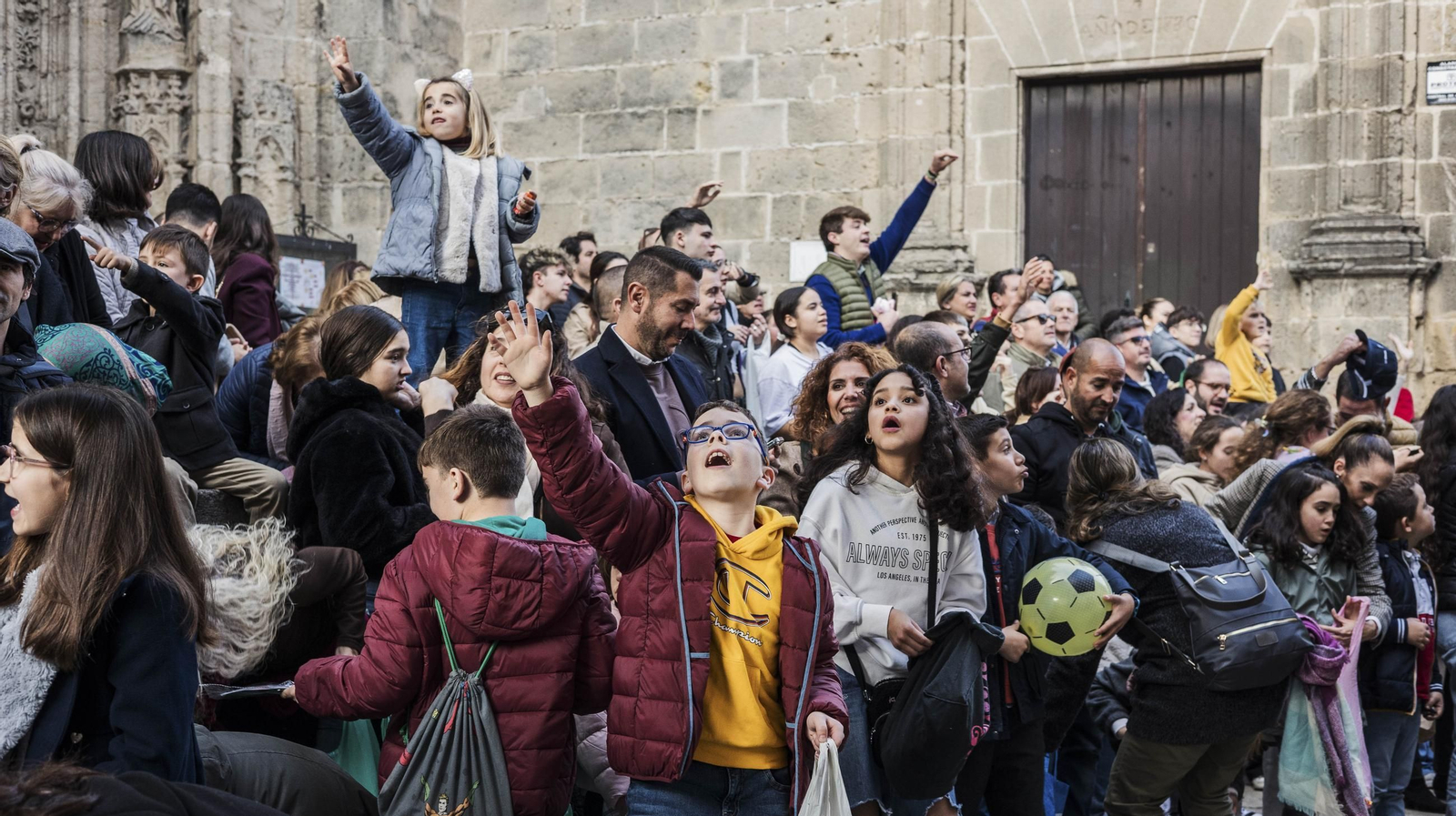 Búscate en la Cabalgata de los Reyes Magos de Jerez 2025