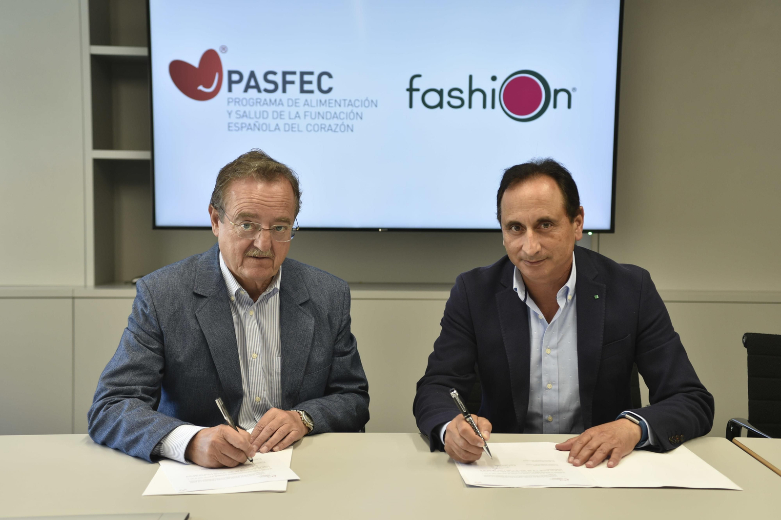 El presidente de la Fundación Española del Corazón, Carlos Macaya y Jose García Martín, Presidente de Grupo AGF.