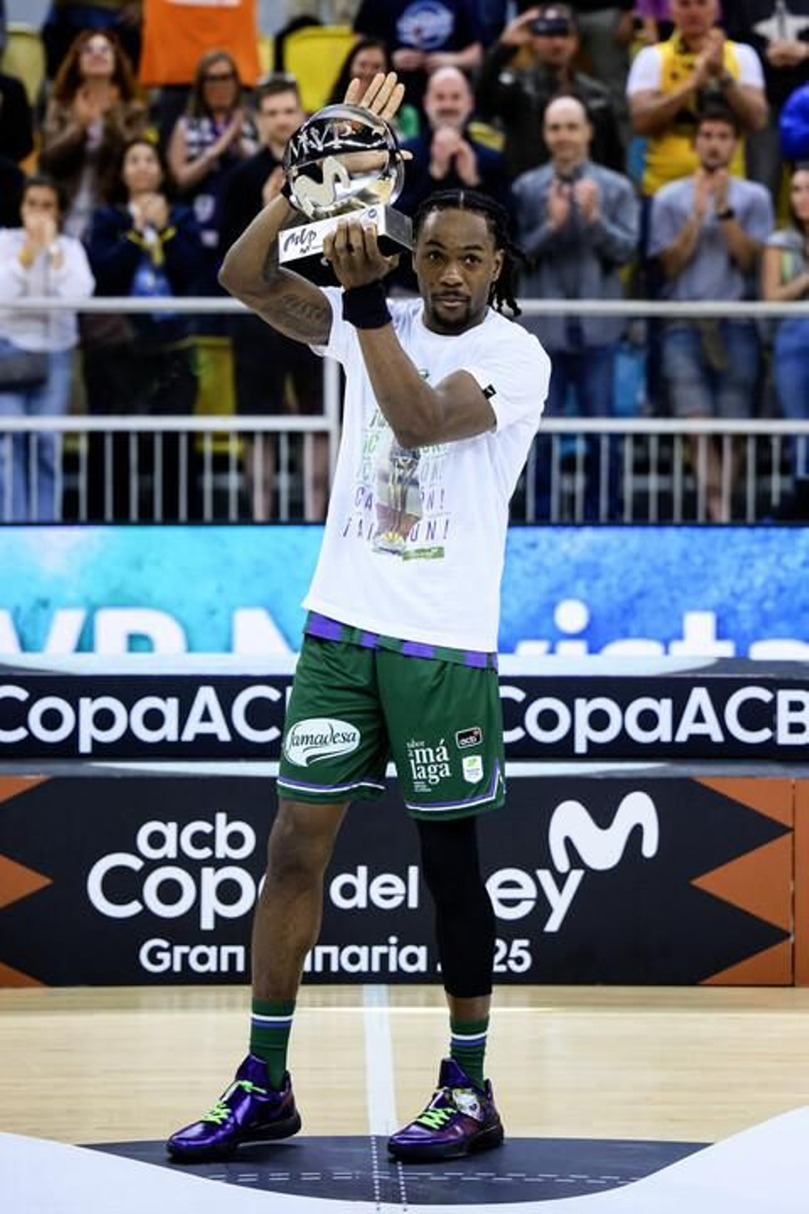 El Unicaja, campeón de Copa: Todas las imágenes del partido, la fiesta y la llegada a Málaga