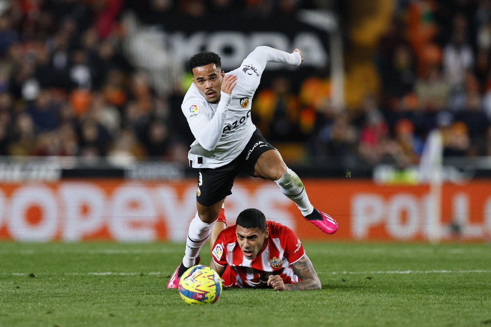 Las mejores imágenes del Valencia 2-2 Almería