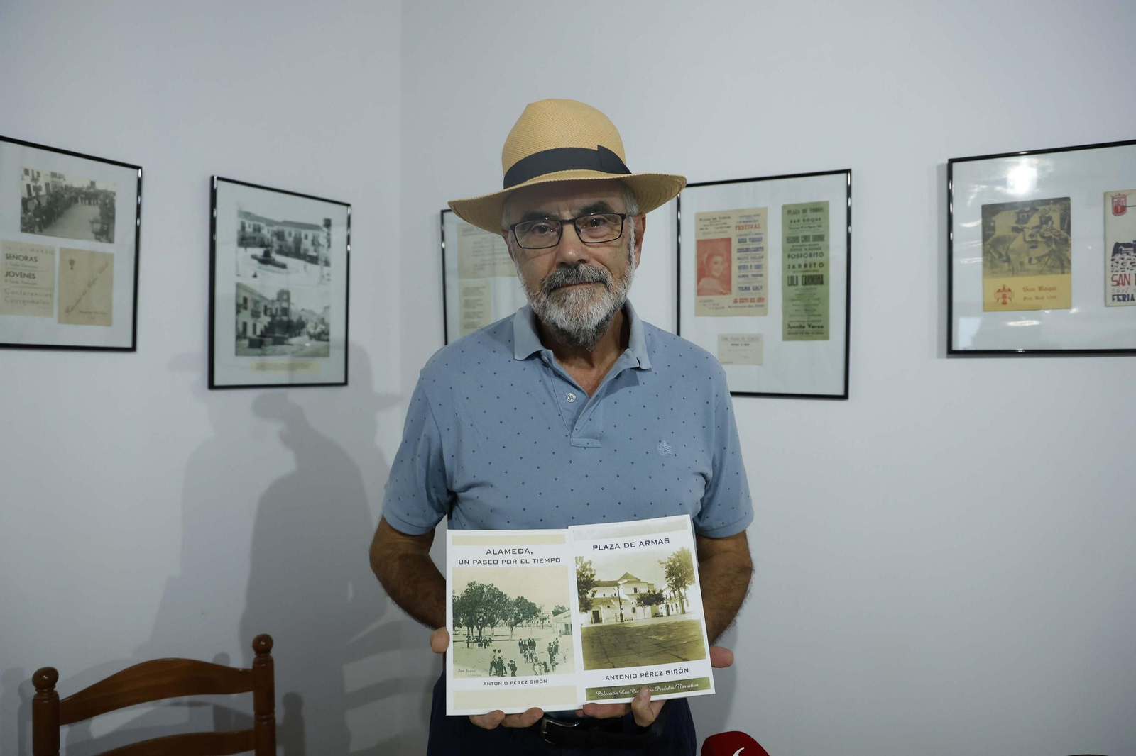 Las fotos de la exposición "El San Roque de los 60" y la presentación de los libros "Plaza de Armas" y "Alameda" de Antonio Pérez Girón