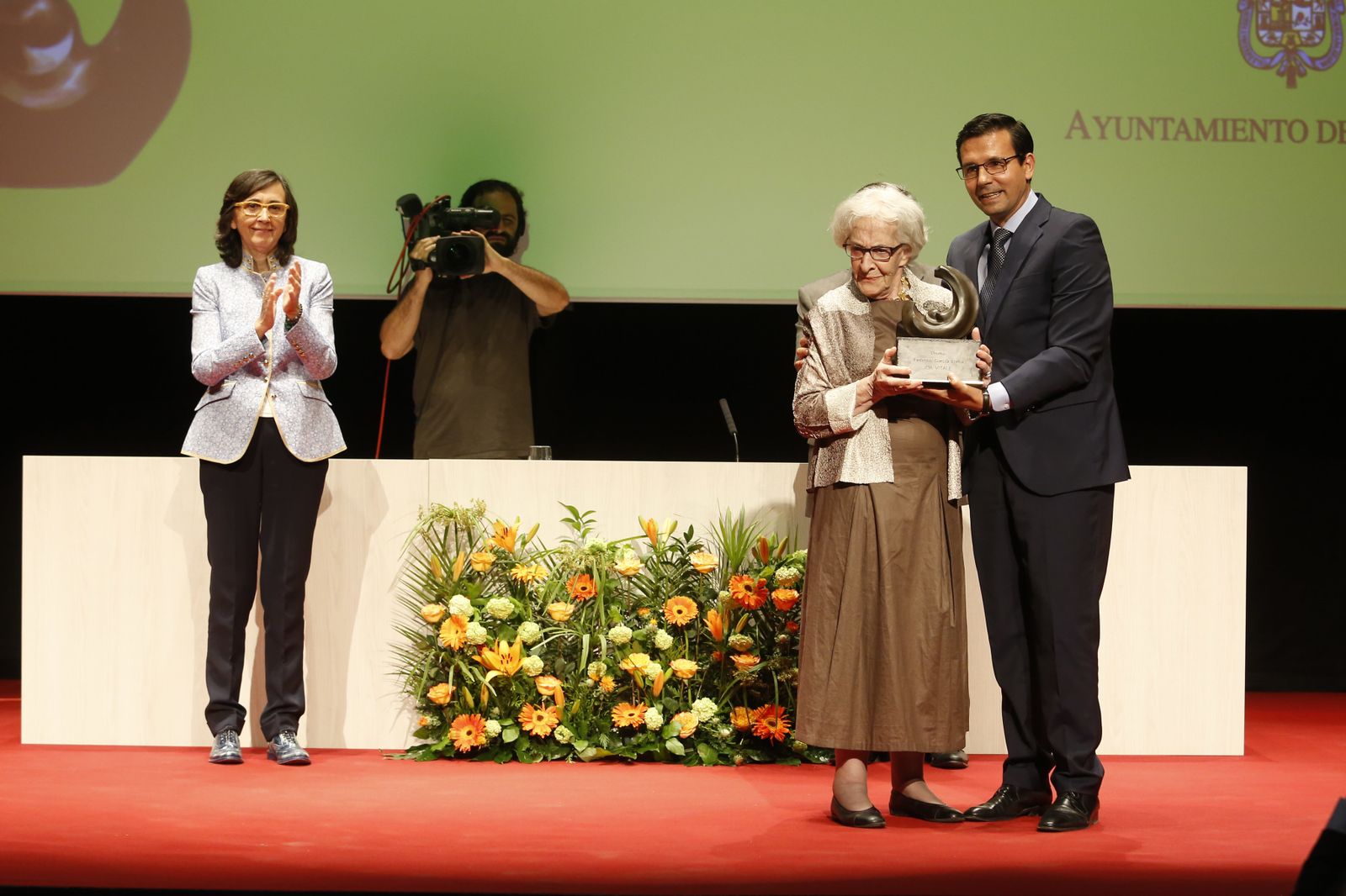 La imágenes de la entrega del Premio Ciudad de Granada-Federico García Lorca de Poesía