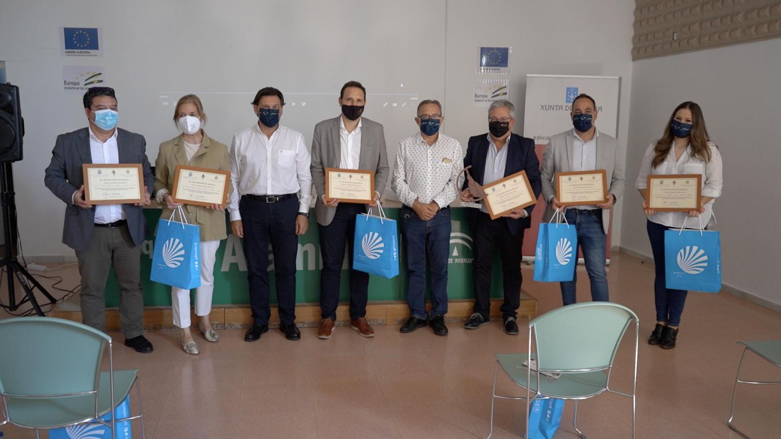 Reconocimiento a los alcaldes de los diferentes municipios sevillanos por donde discurre la ruta de la Plata a su paso por Andalucía.