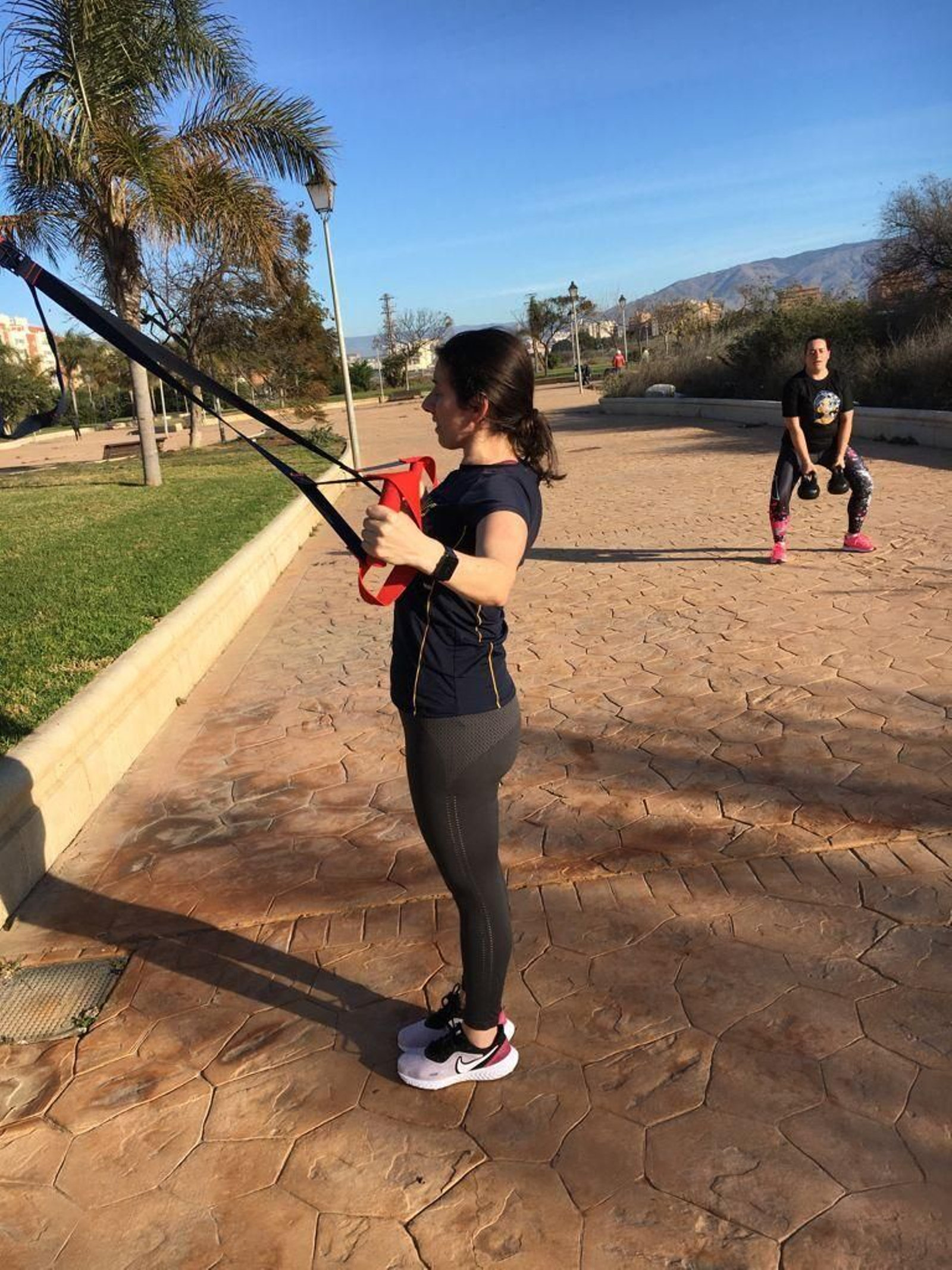 Fotogalería de los gimnasios urbanos en los parques de Almería.