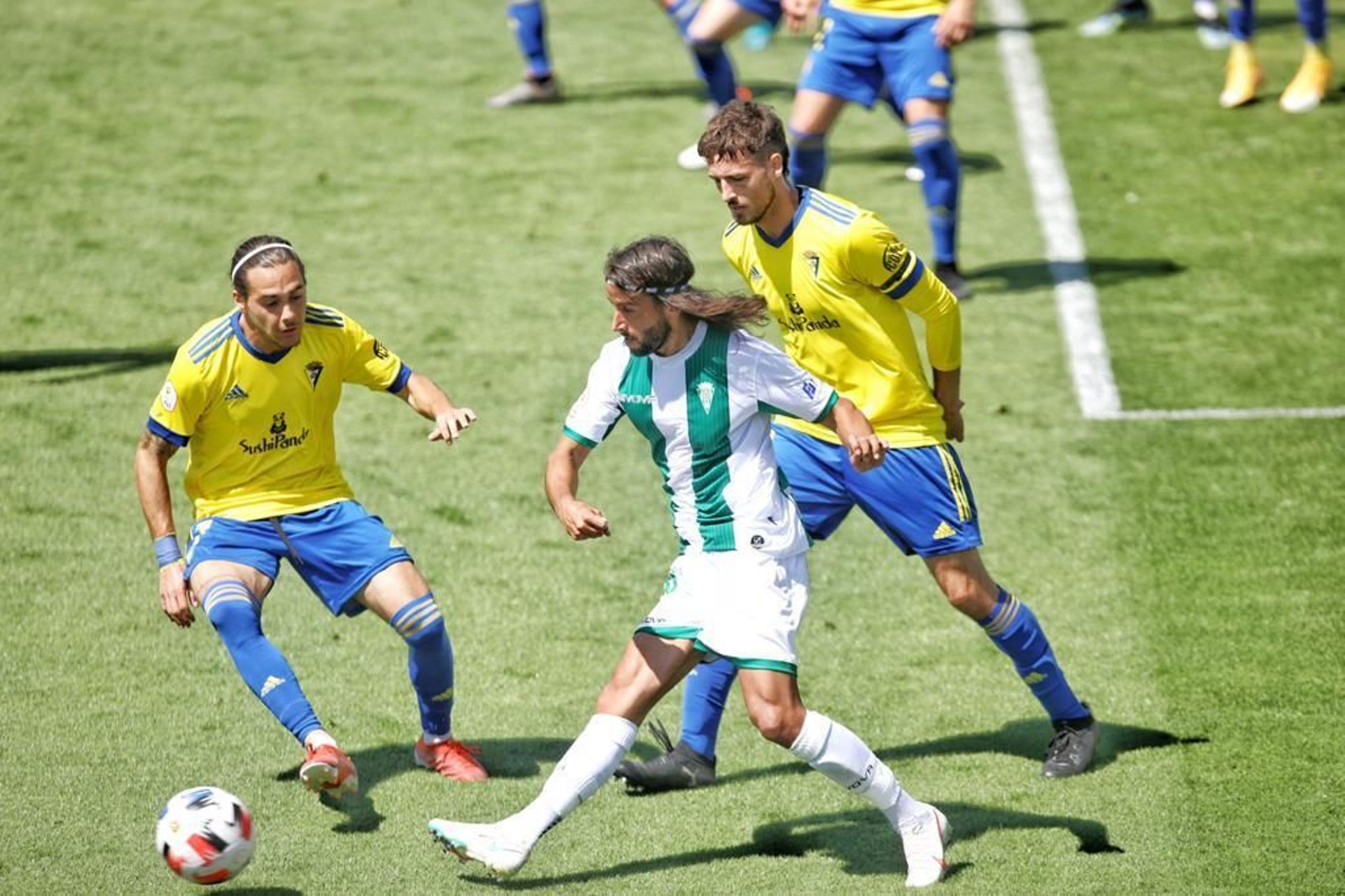 Las imágenes de la derrota del Córdoba CF ante el Cádiz B