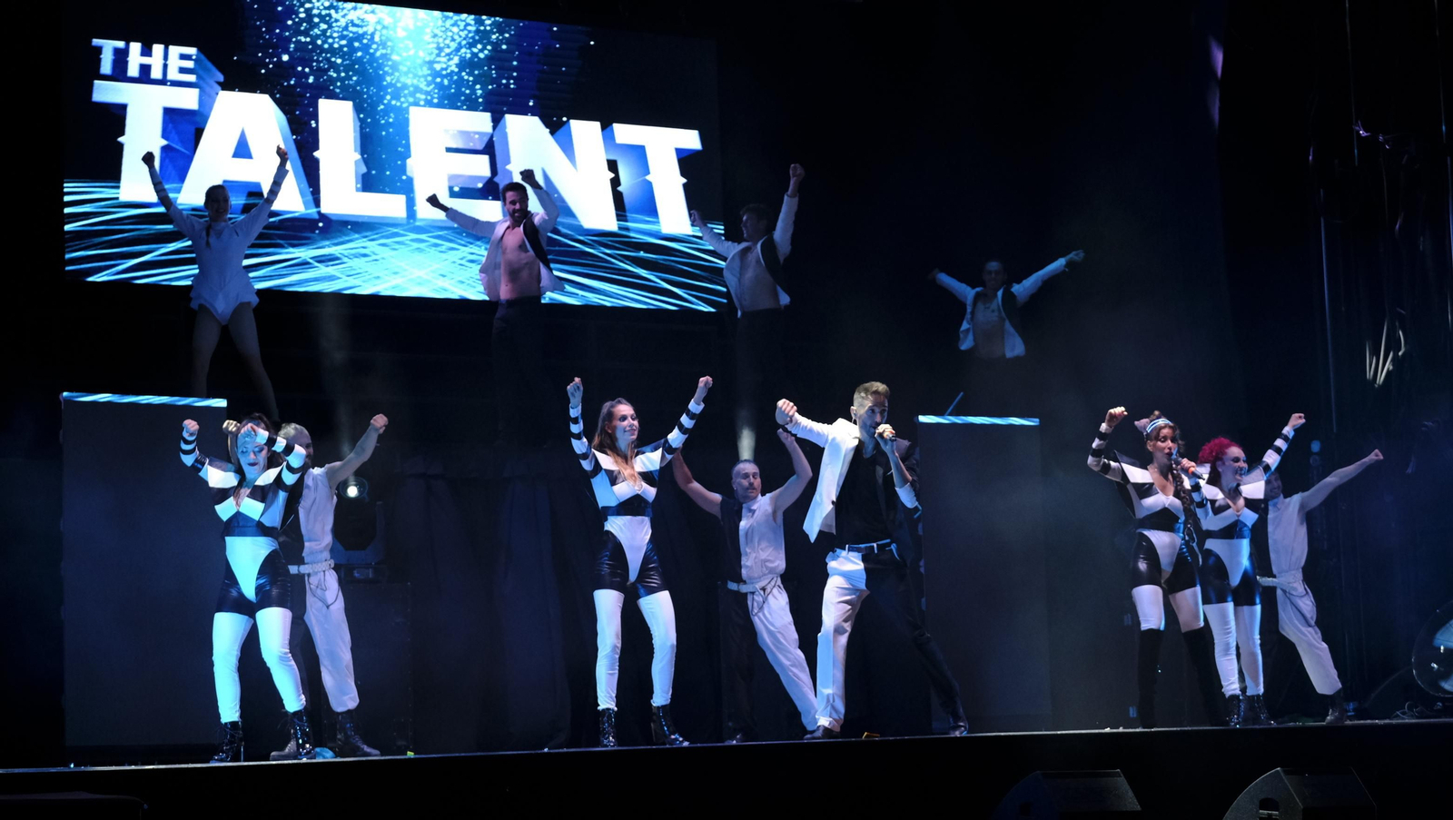 Imágenes del espectáculo 'The Talent' en la Gala XV Aniversario Diario de Almería