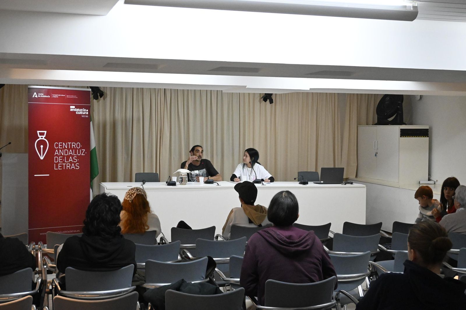 El Centro Andaluz de las Letras organiza 'Rap el arma es la palabra' con Icy Amane y Peláez en imágenes