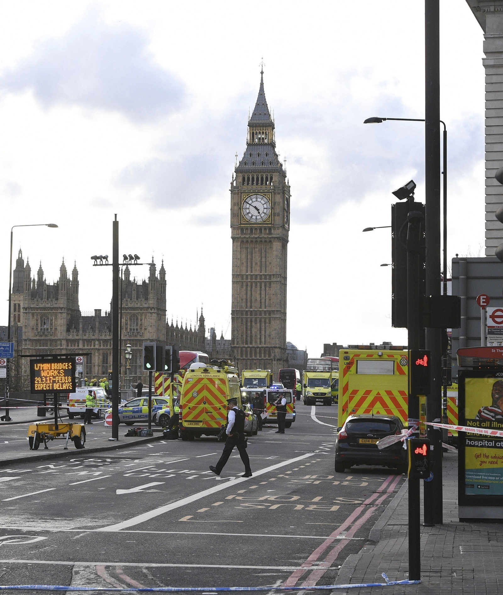 El ataque en las inmediaciones del Parlamento británico, en imágenes