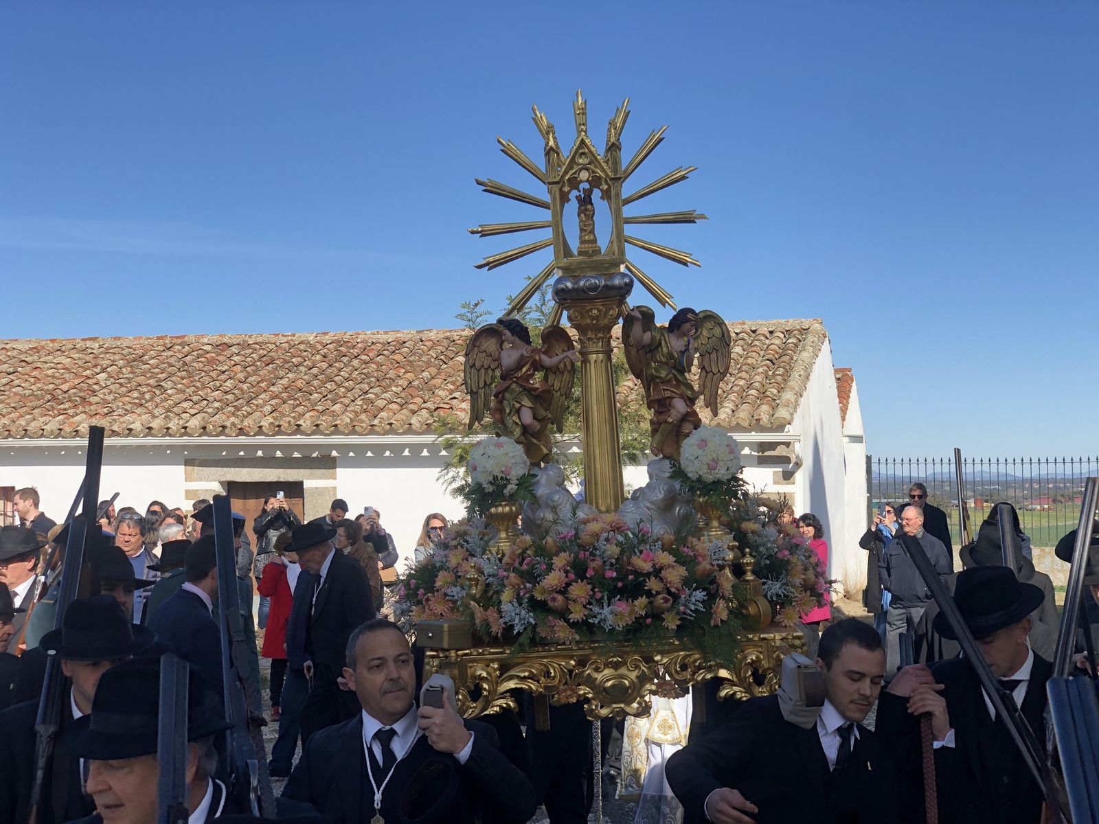 El traslado de la Virgen de Guía a Alcaracejos, en imágenes