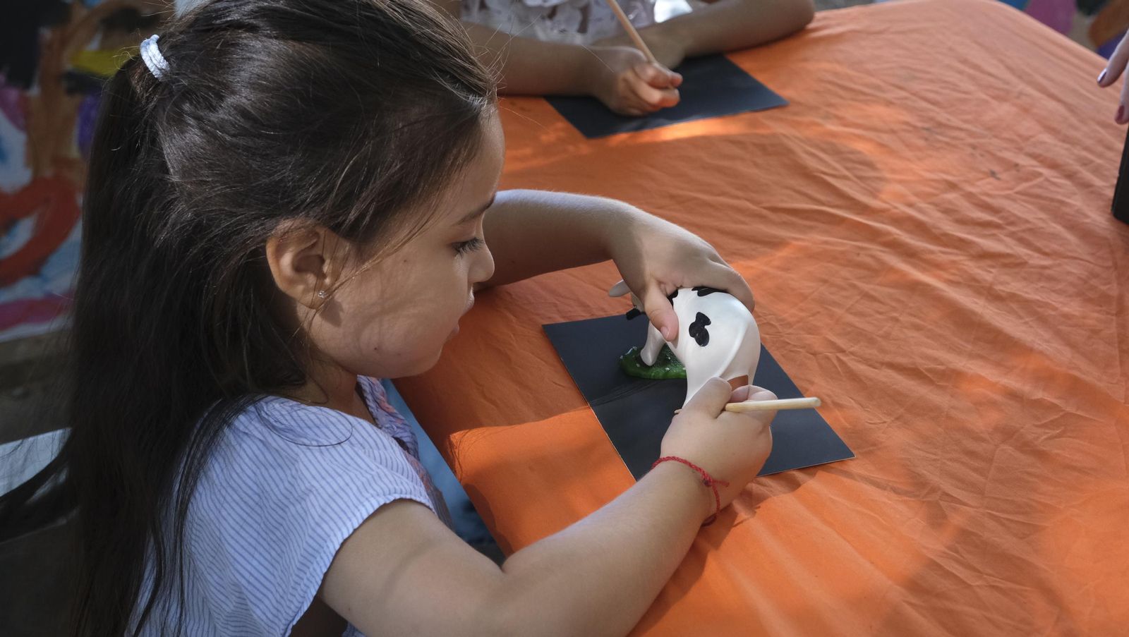 Juegos Tradicionales Infantiles en la Feria de Almería 2024, en imágenes