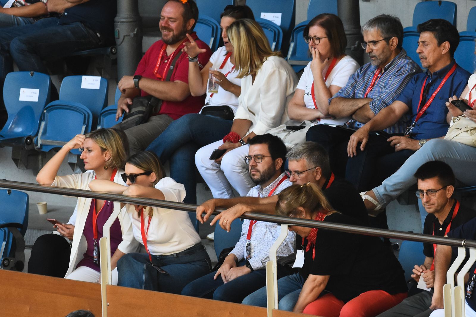 Pere Aragonès asiste a un concurso de 'castellers' en la plaza de toros de Tarraco Arena