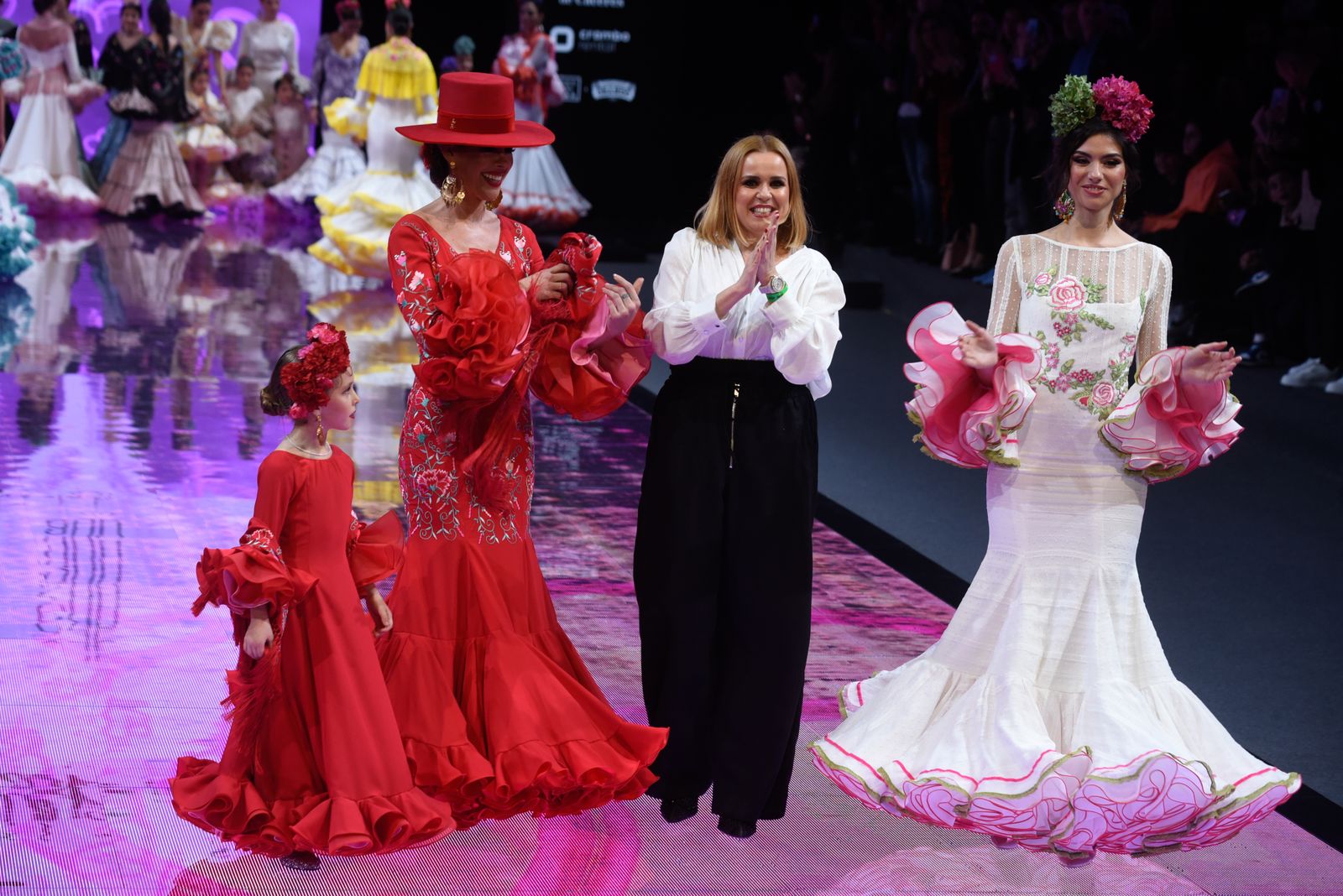 El desfile de Sara de Benítez en SIMOF 2024, todas las fotos