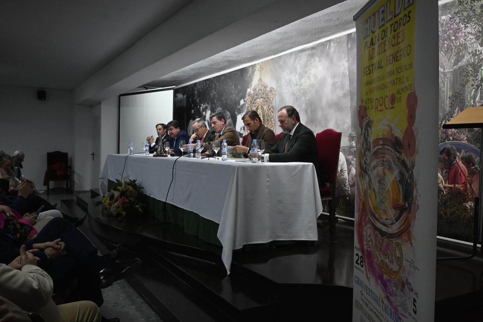 Presentación del Catálogo de la Exposición "Otorga lo Imposible" en imágenes