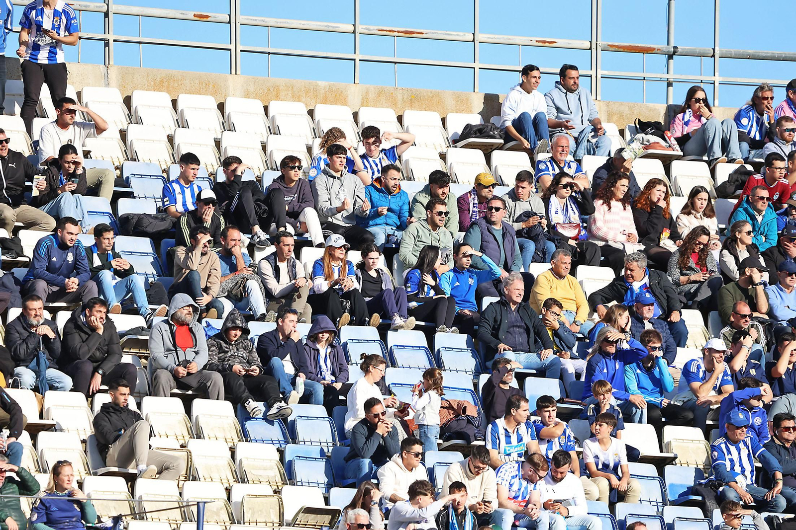 Búscate en el Nuevo Colombino en el Recreativo de Huelva vs Antequera