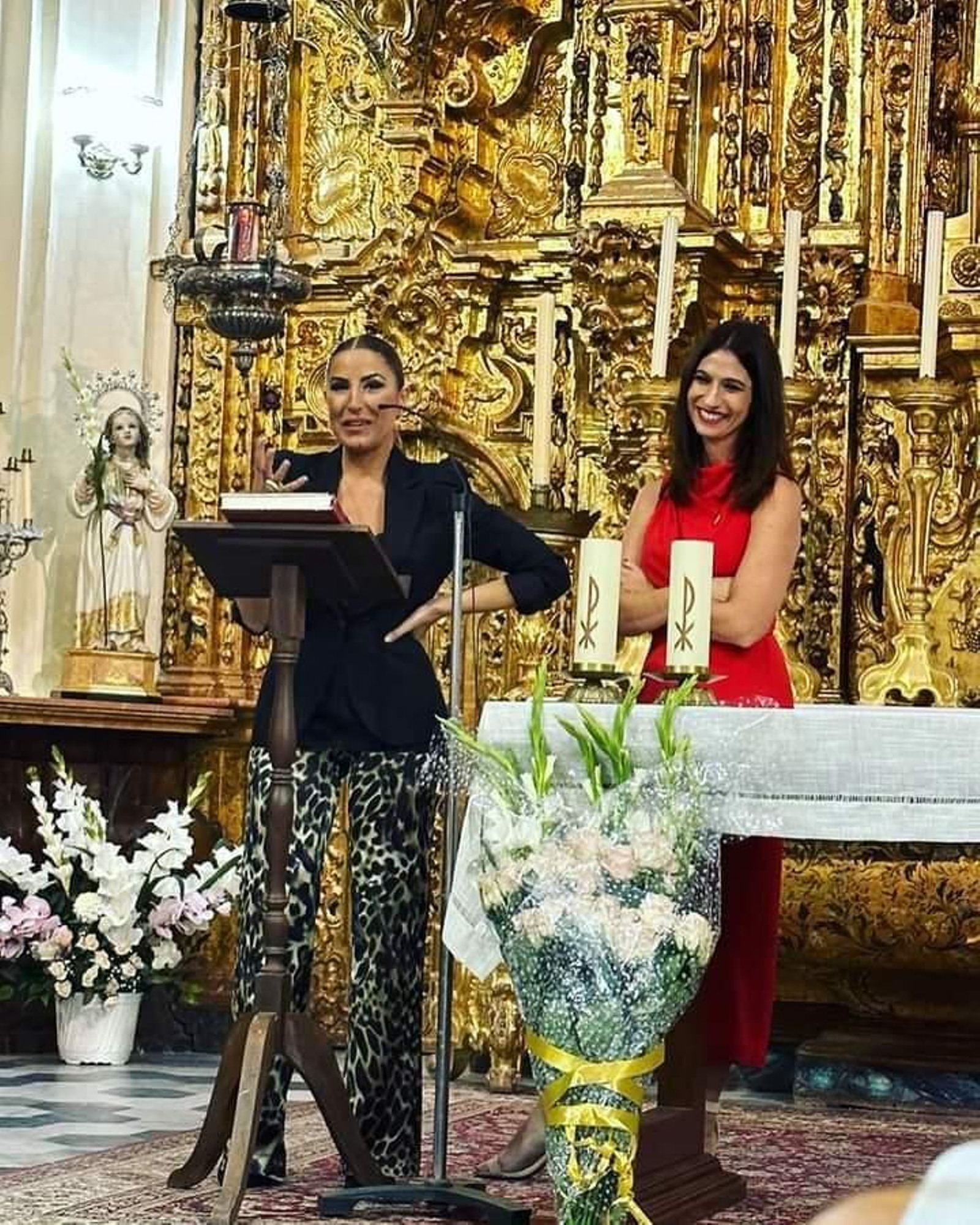 Laura Lobo y Nuria Sánchez-Gey, durante el acto.