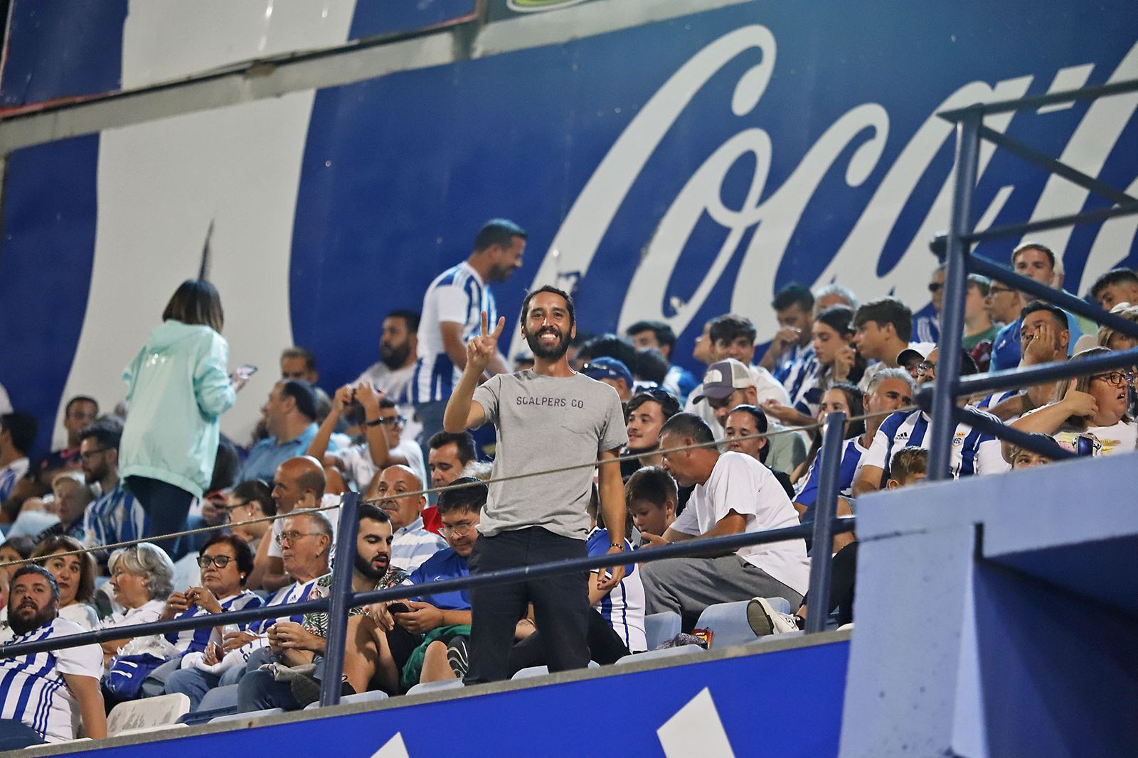 Imágenes del ambiente en el encuentro entre el Recreativo de Huelva y el CD Castellón