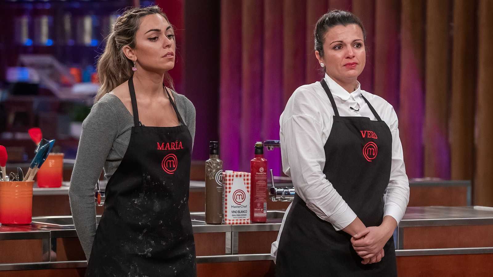 María y Vero, viéndose venir la eliminación, ante el jurado este martes