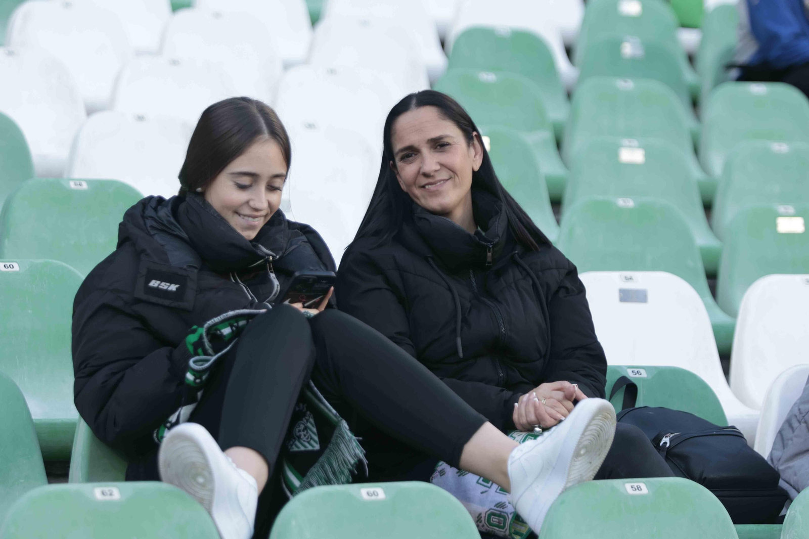 Búscate en las gradas del Villamarín