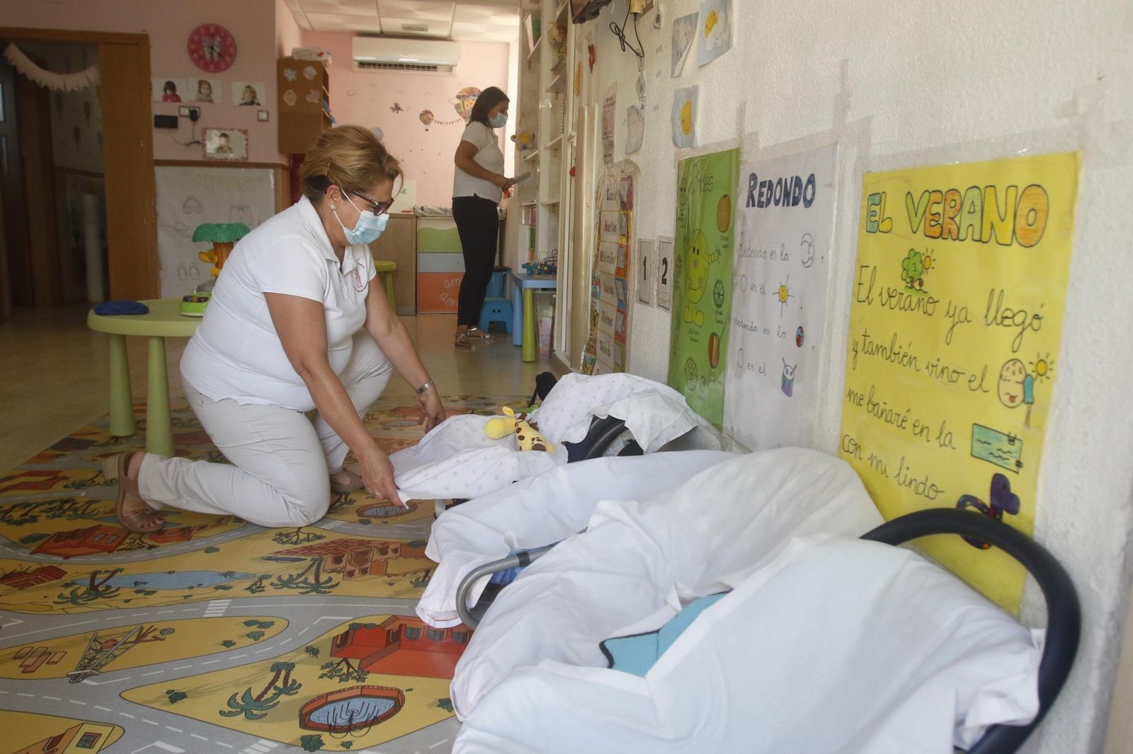 Preparativos en una guardería de Córdoba.