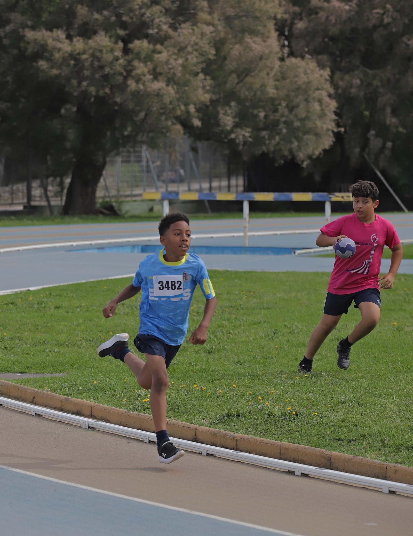 Las fotos de los Juegos Municipales de Atletismo de Algeciras de categoría sub-8 y sub-10
