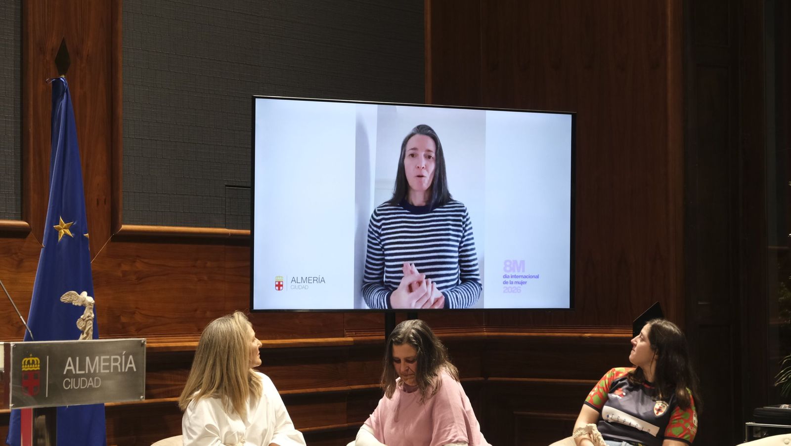 Entrega de los galardones por el Día Internacional de la Mujer, en imágenes